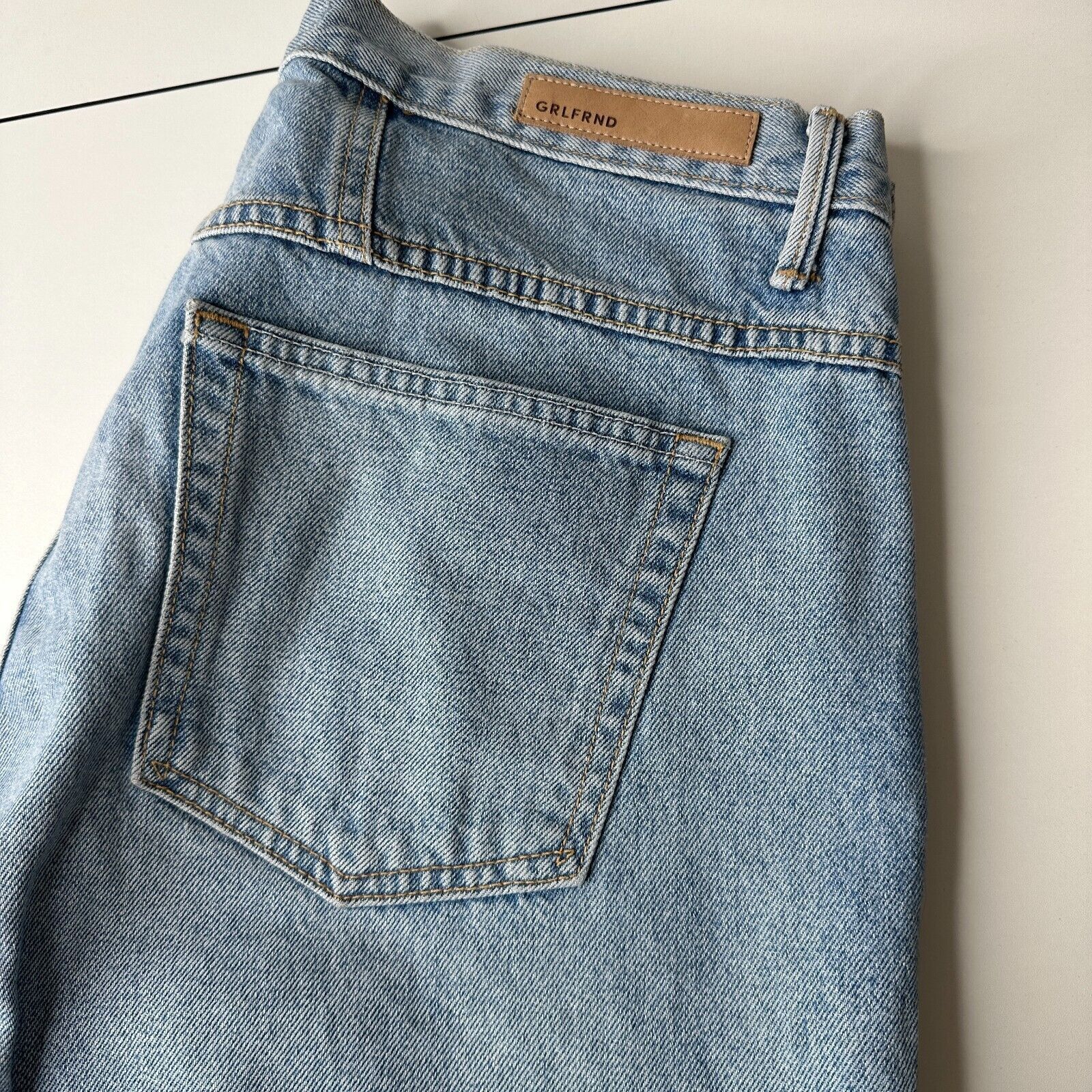 GRLFRND GRLFRND Dree Light Wash Crop Jean Hidden Button Straight 31 Size 31" - 2 Thumbnail