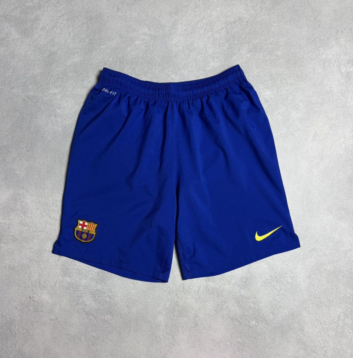 Other Barcelona 2013 2014 Goalkeeper Football Soccer Shorts Nike Size US 34 / EU 50 - 1 Thumbnail