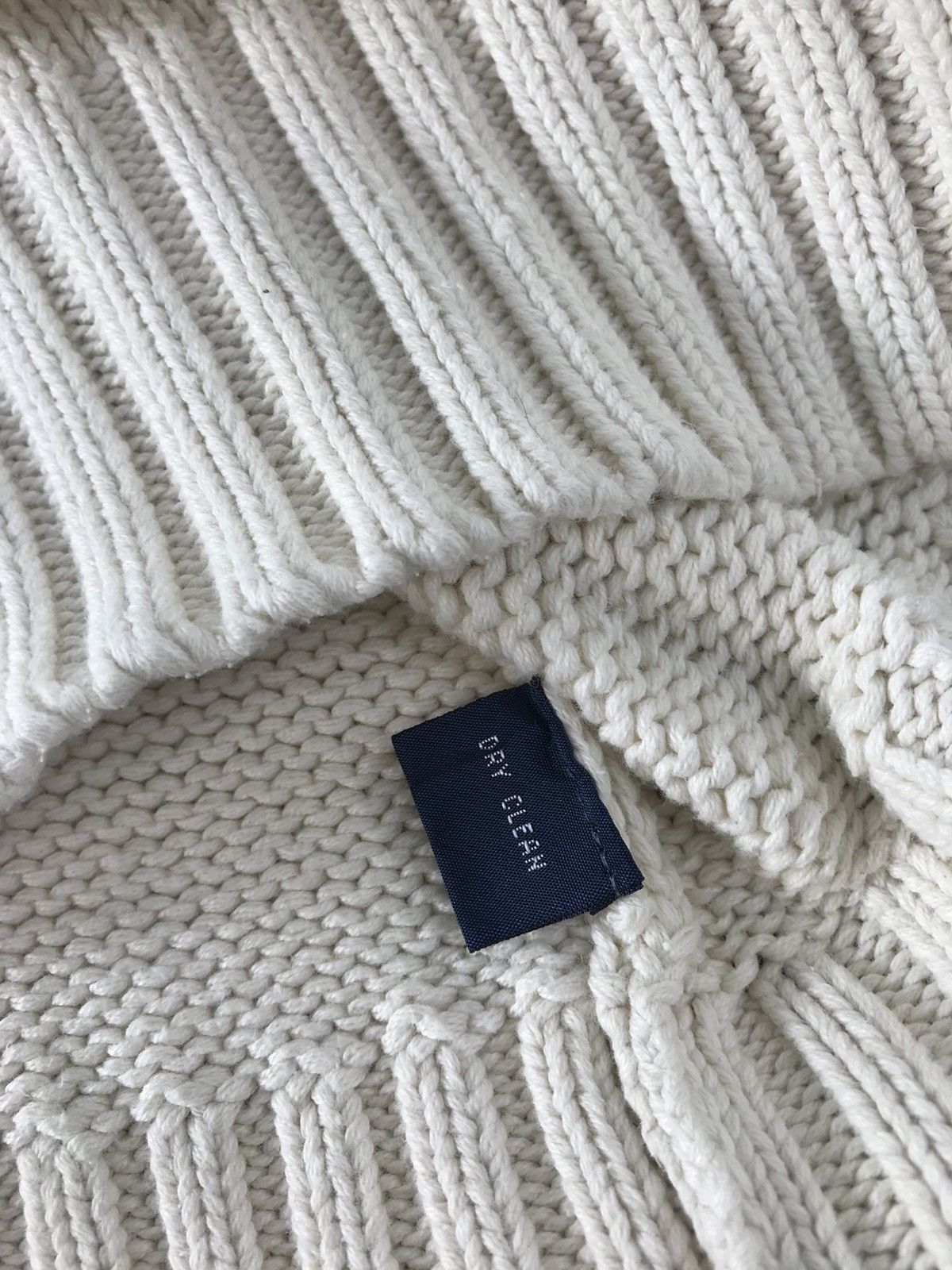 Polo Ralph Lauren Polo by Ralph Lauren V Neck Knit Sweater Embroidery Logo Size M / US 6-8 / IT 42-44 - 6 Thumbnail