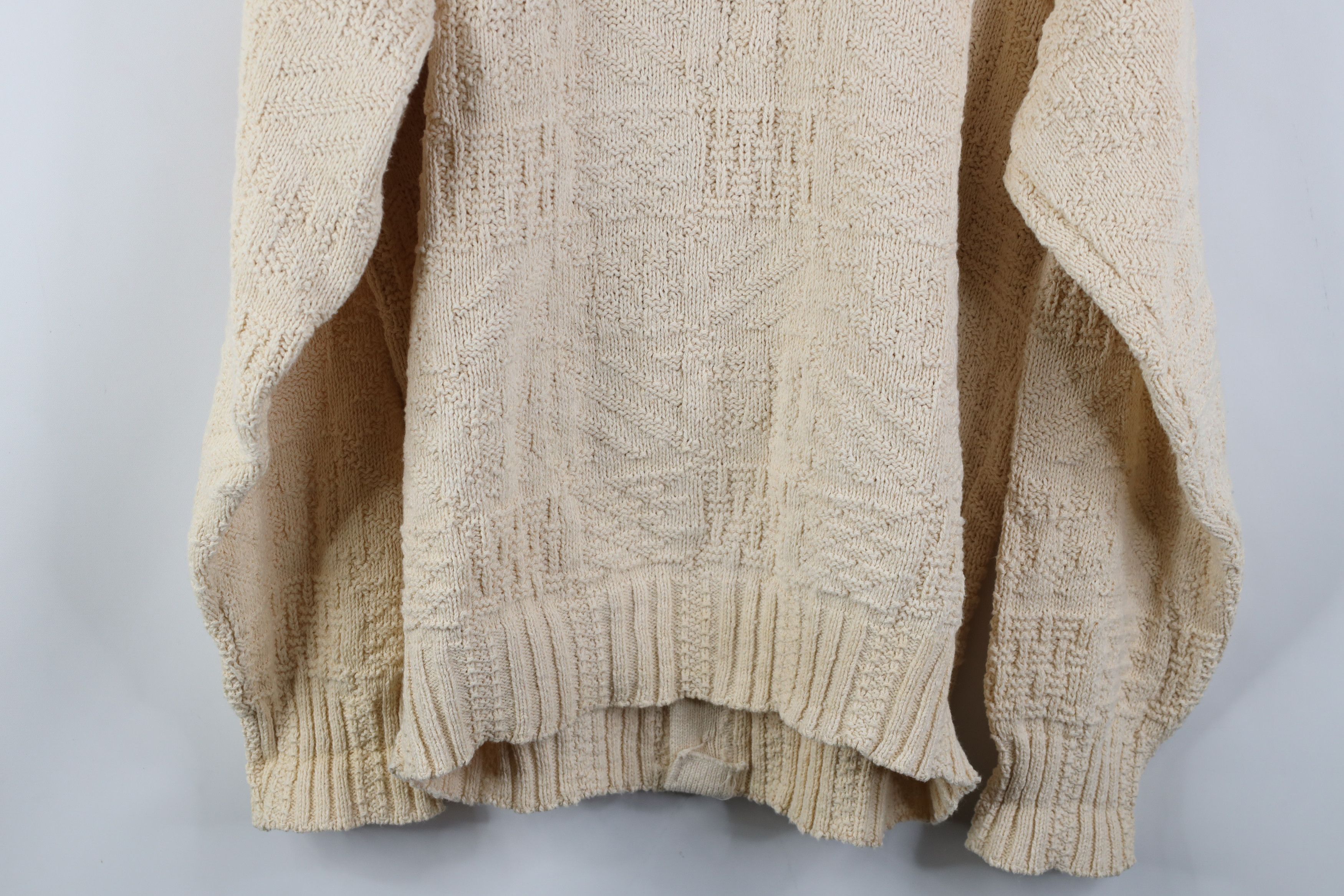 Vintage Vintage 90s Streetwear Geometric Cardigan Sweater Beige USA Size US XL / EU 56 / 4 - 10 Thumbnail