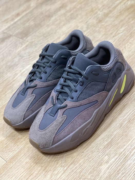 Yeezy 700 2024 mauve grailed