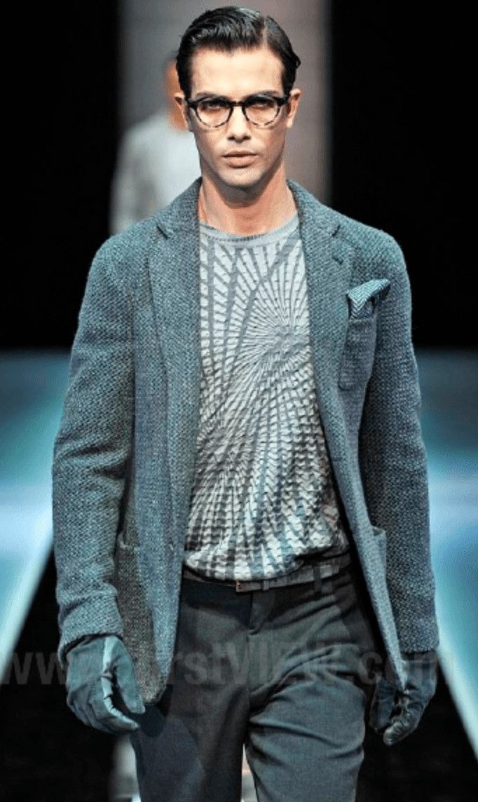 Giorgio Armani AW2013 Giorgio Armani Spiral Grey Wool Sweater Size XS / US 0-2 / IT 36-38 - 2 Thumbnail
