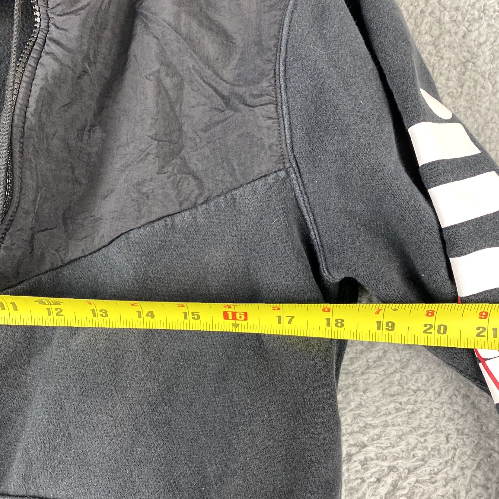 Nike VINTAGE Nike Men's Size S Hooded Jacket Casual Active Wear Fall Winter Black Long Sleeve Size US S / EU 44-46 / 1 - 5 Thumbnail