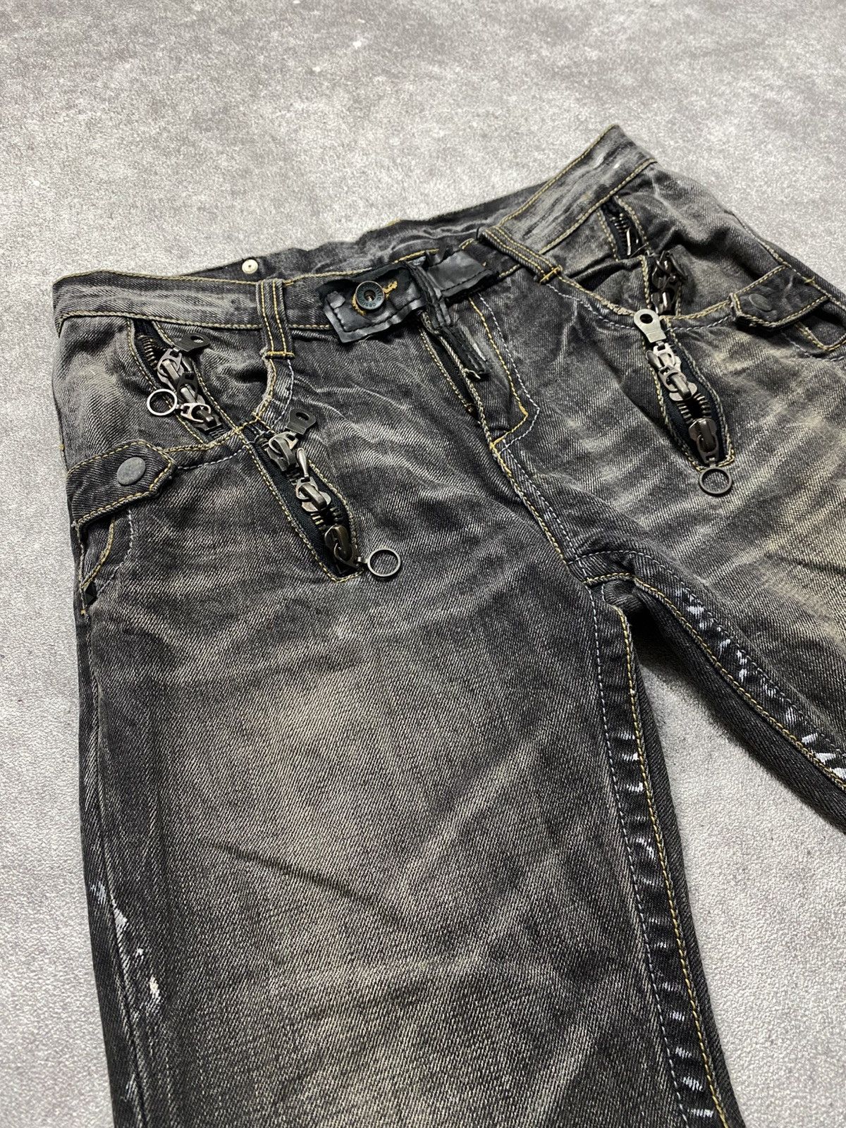 semanticdesign 2000s Semantic design raw distressed wash flare jean Size US 30 / EU 46 - 3 Thumbnail