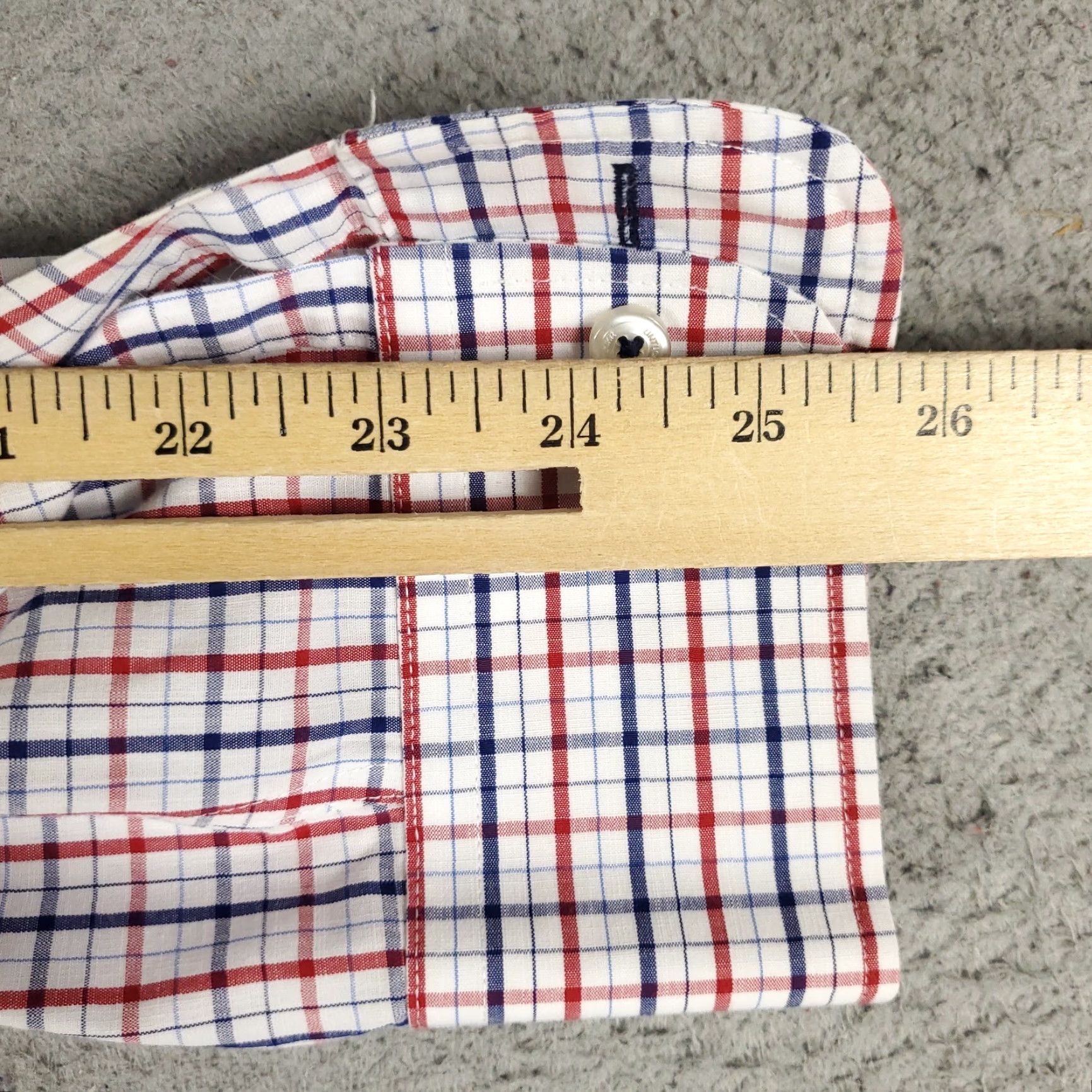 UNTUCKit UNTUCKit Shirt Mens XL Red White Blue Check Casual Button Up Long Sleeve Size US XL / EU 56 / 4 - 6 Thumbnail