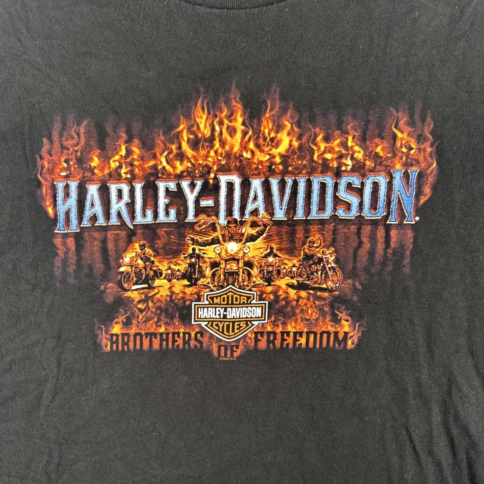 Harley Davidson VINTAGE Harley-Davidson Motorcycle Mens T-Shirt 2XL Black Crew Neck Short Sleeve Graphic Print Size US XXL / EU 58 / 5 - 6 Thumbnail
