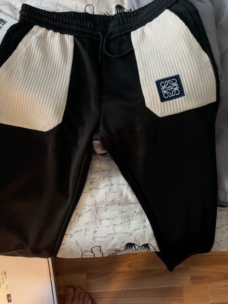 Loewe Loewe size XL Black sweatpants Size US 33 - 2 Thumbnail