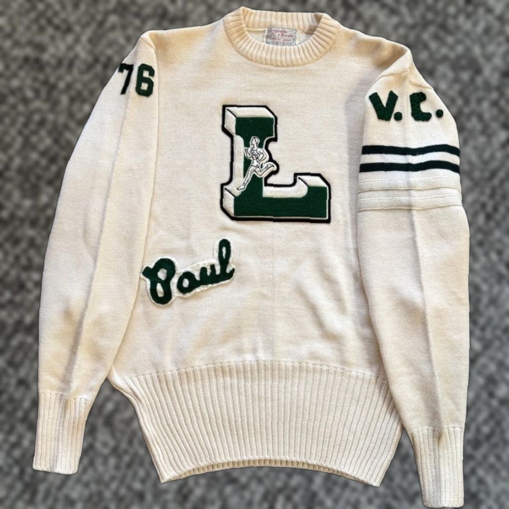 Vintage VINTAGE Reynolds & Brown Grand Rapids CC Varsity Sweater XL 100% Wool Ivory Letterman 1970s Men’s Size US XL / EU 56 / 4 - 1 Thumbnail