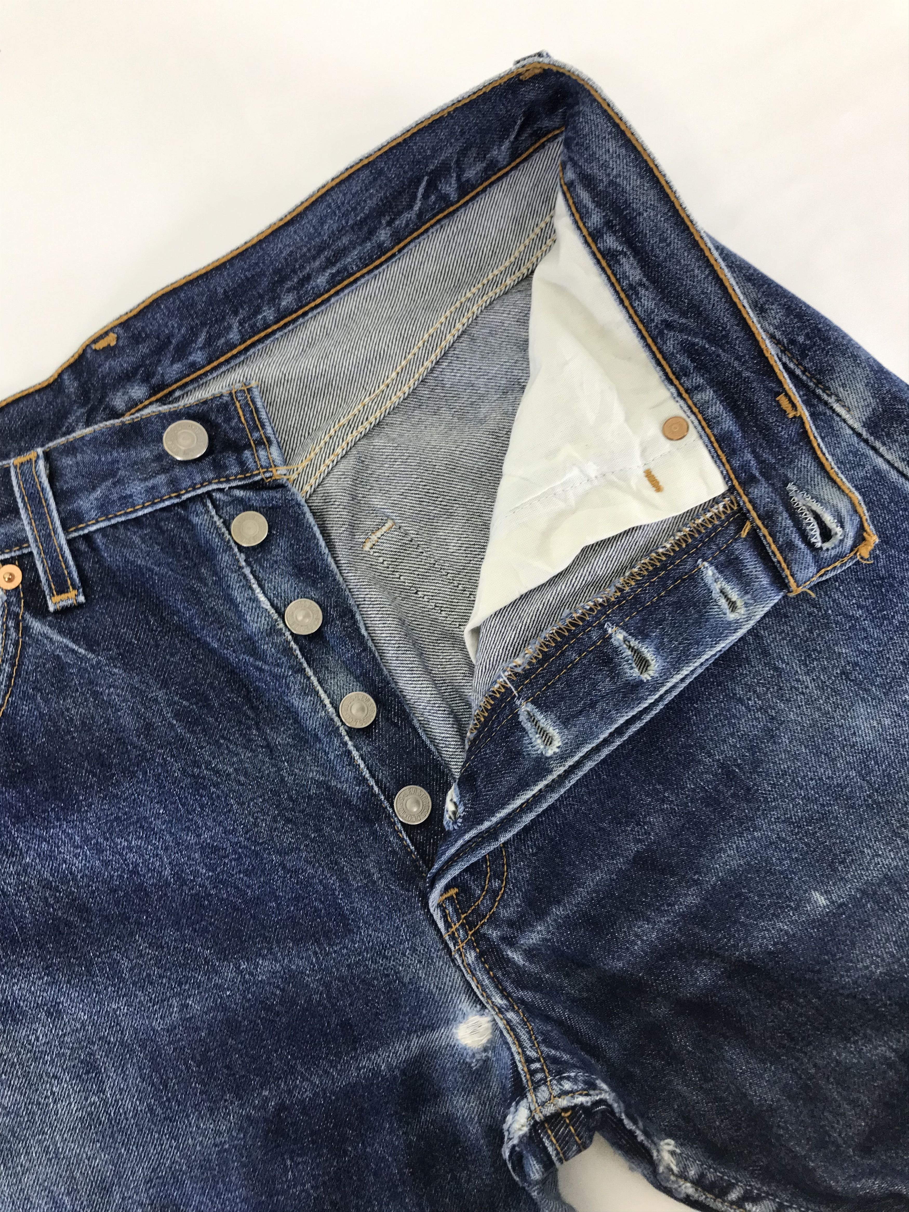Levi's Vintage Levi's 501 Stone Wash Jeans Size US 31 - 9 Thumbnail