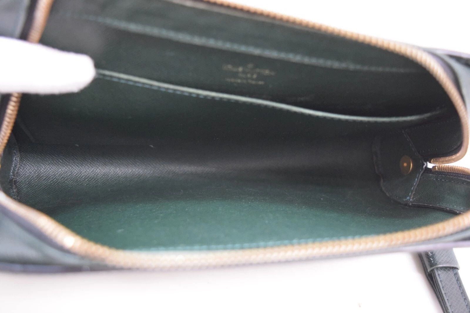 Louis Vuitton Louis Vuitton Baikal Clutch Bag Taiga Leather Epithea M30184 Size ONE SIZE - 14 Thumbnail
