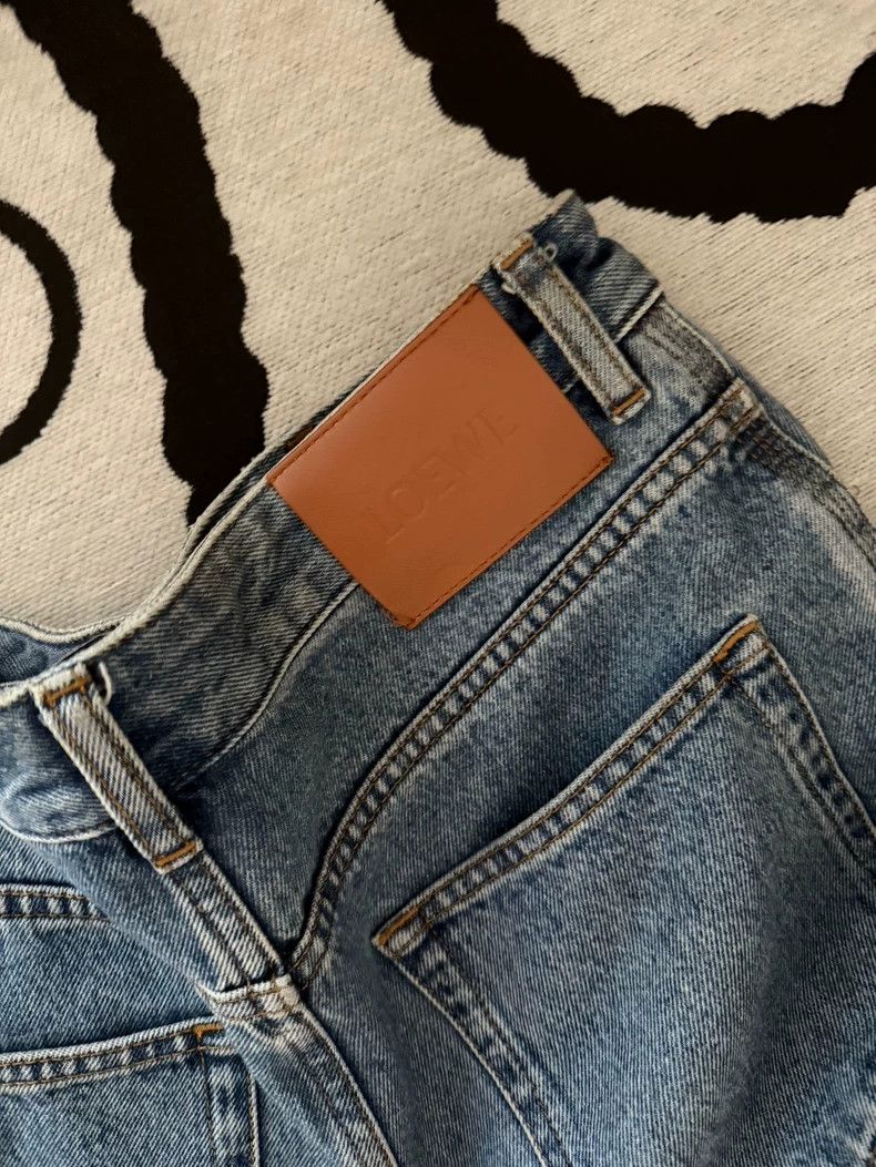 Loewe Loewe Ss25 embossed logo leather jeans and trousers Size 30" / US 8 / IT 44 - 5 Thumbnail
