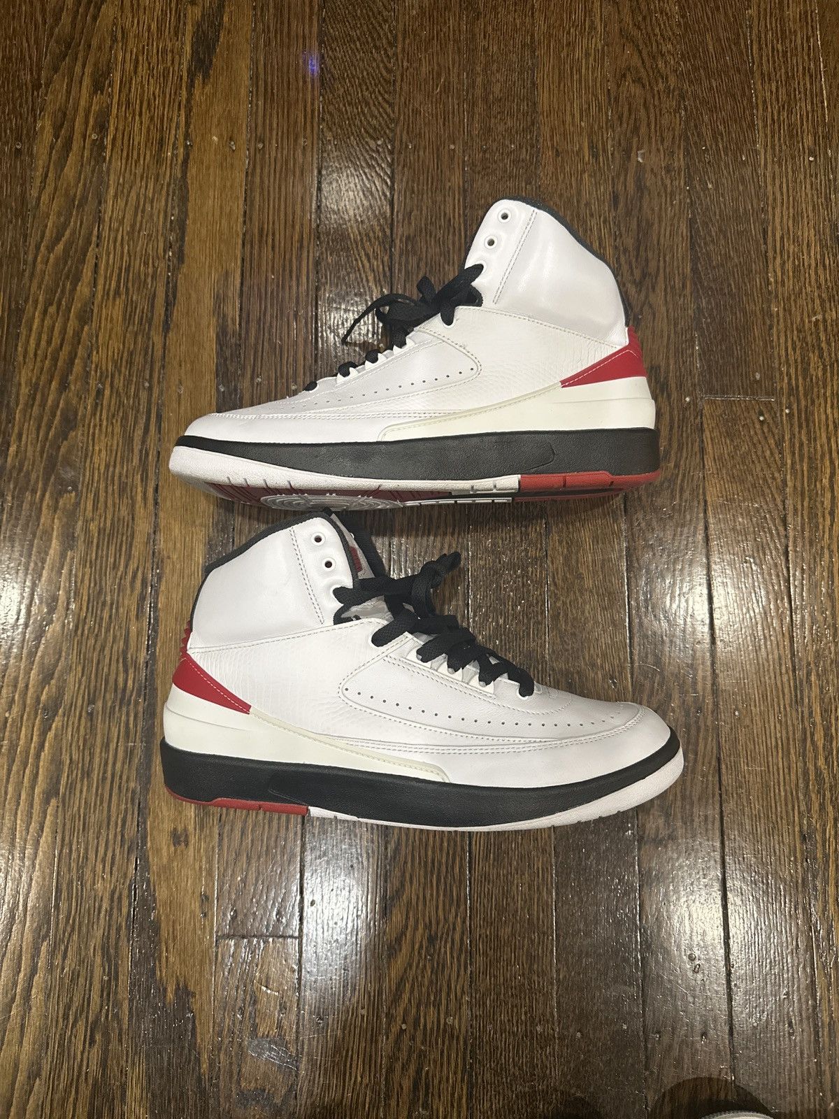 Jordan Brand × Nike Jordan Retro 2 "Chicago" 2022 Size US 9 / EU 42 - 1 Thumbnail