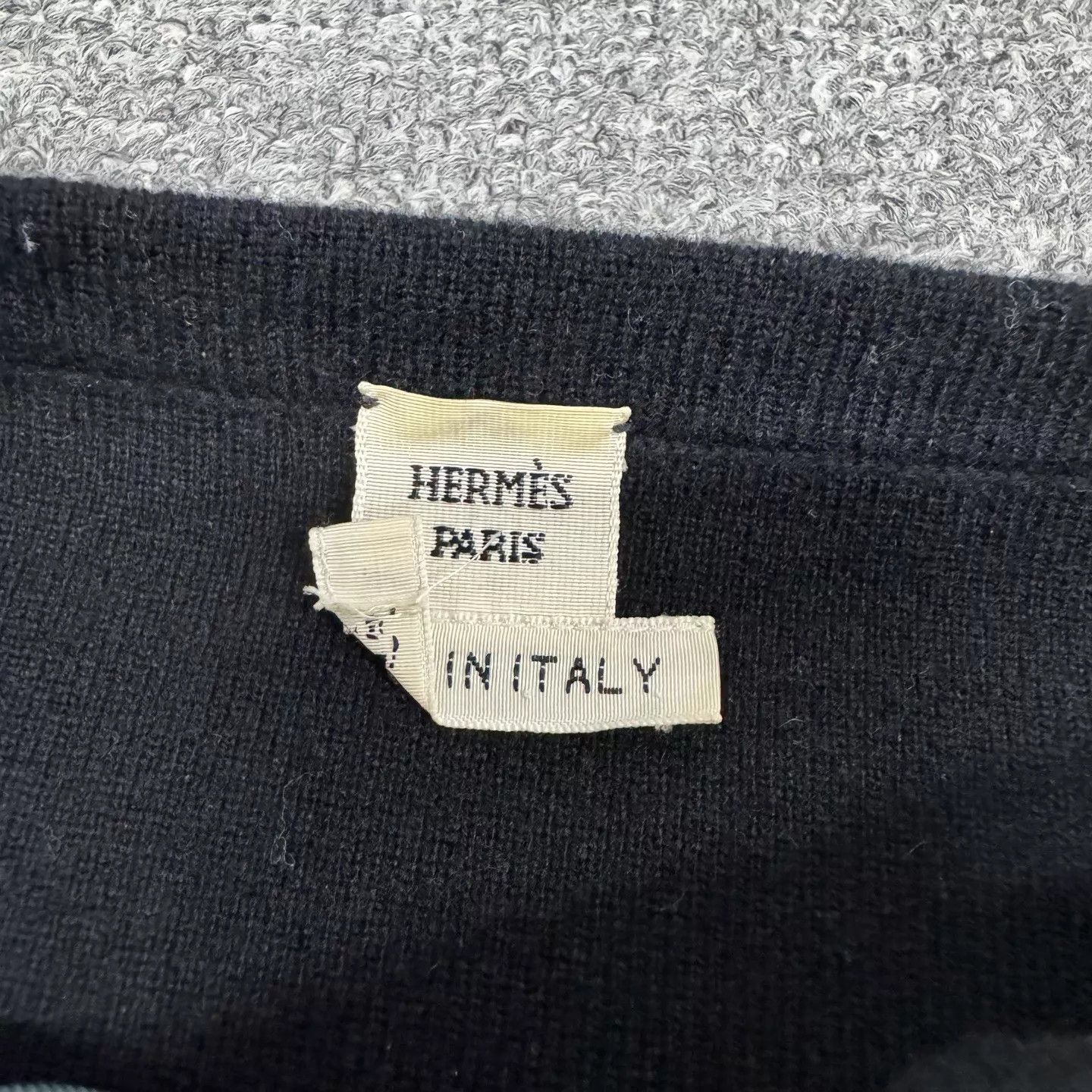 Hermes Hermes Black Horse Print Silk-Cashmere Knit Longsleeve Top Size XS / US 0-2 / IT 36-38 - 5 Thumbnail