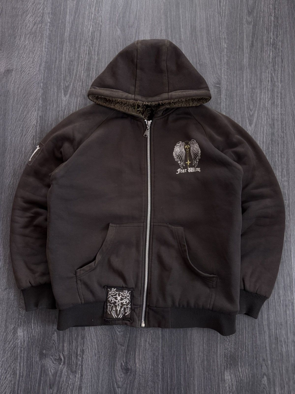 Vintage Y2K Vintage Fear Wing Sunfaded Fur Hoodie Size US L / EU 52-54 / 3 - 1 Thumbnail
