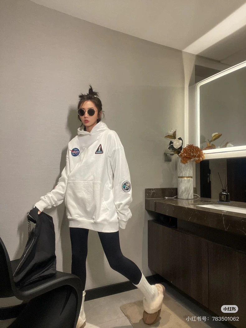 Balenciaga Balenciaga NASA Collaboration Labeled Hooded White Sweatsh Size US XS / EU 42 / 0 - 9 Thumbnail