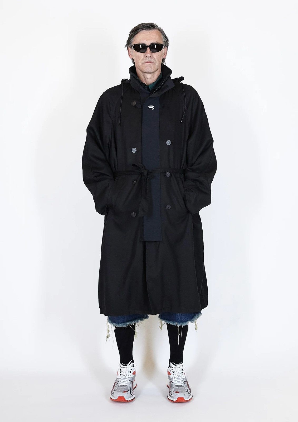 Balenciaga BALENCIAGA 2021AW OVERSIZED HYBRID TRENCH COAT JACKET Size US S / EU 44-46 / 1 - 2 Thumbnail