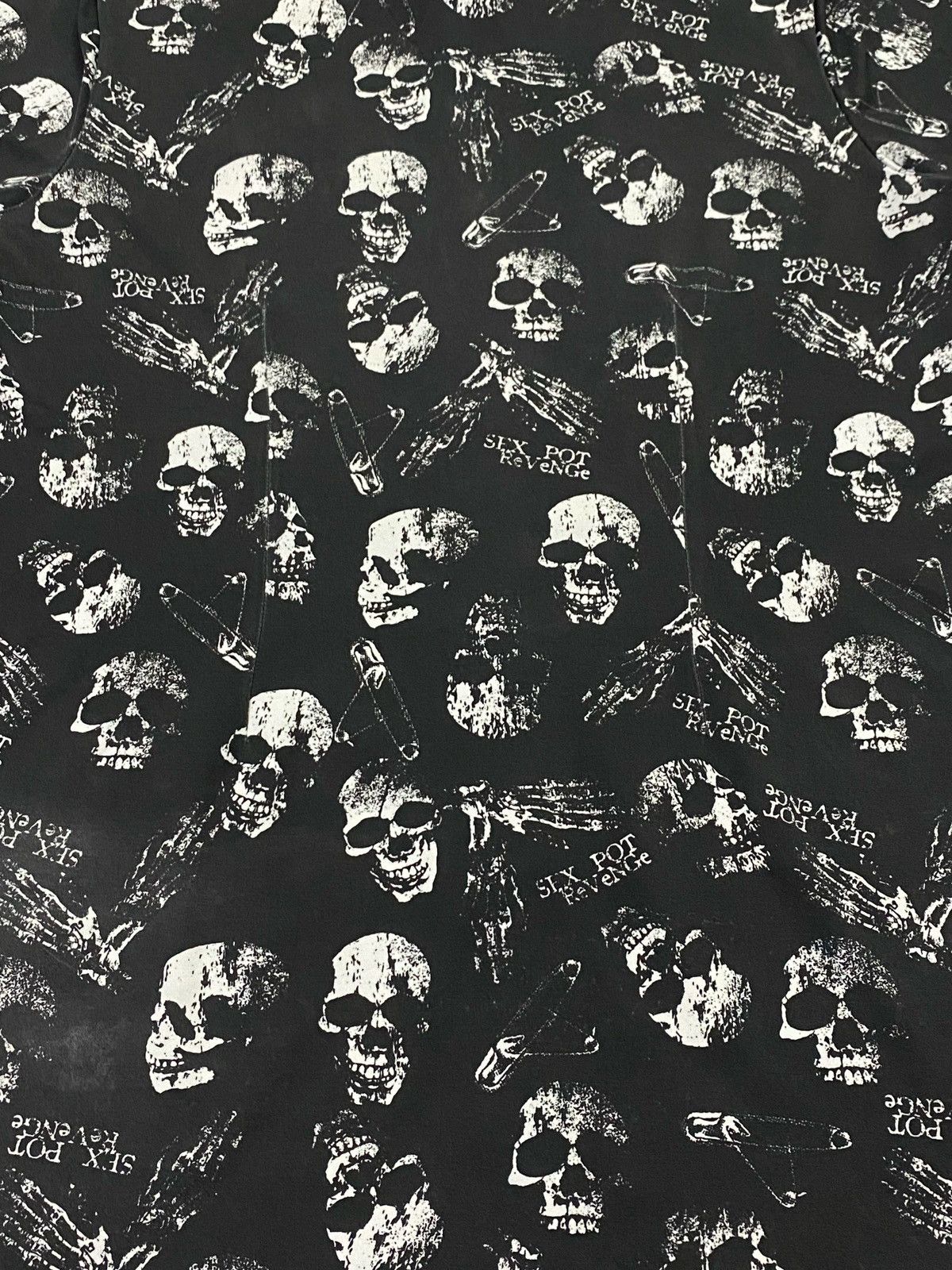 Sex Pot ReVeNGe Sex Pot Revenge Skull Full Print Stretch Shirt Snep Button Size US L / EU 52-54 / 3 - 14 Thumbnail