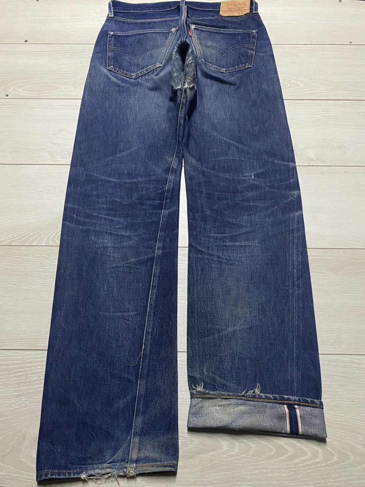 Levi's Vintage Clothing LVC 501 xx BigE ButtonFly Twist Leg Selvedge Repair Jeans Size US 32 / EU 48 - 2 Thumbnail
