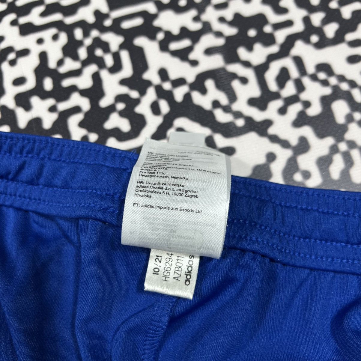Adidas Vintage Y2K Adidas Sports Style Retro Casual Basic Shorts Size US 37 - 12 Thumbnail