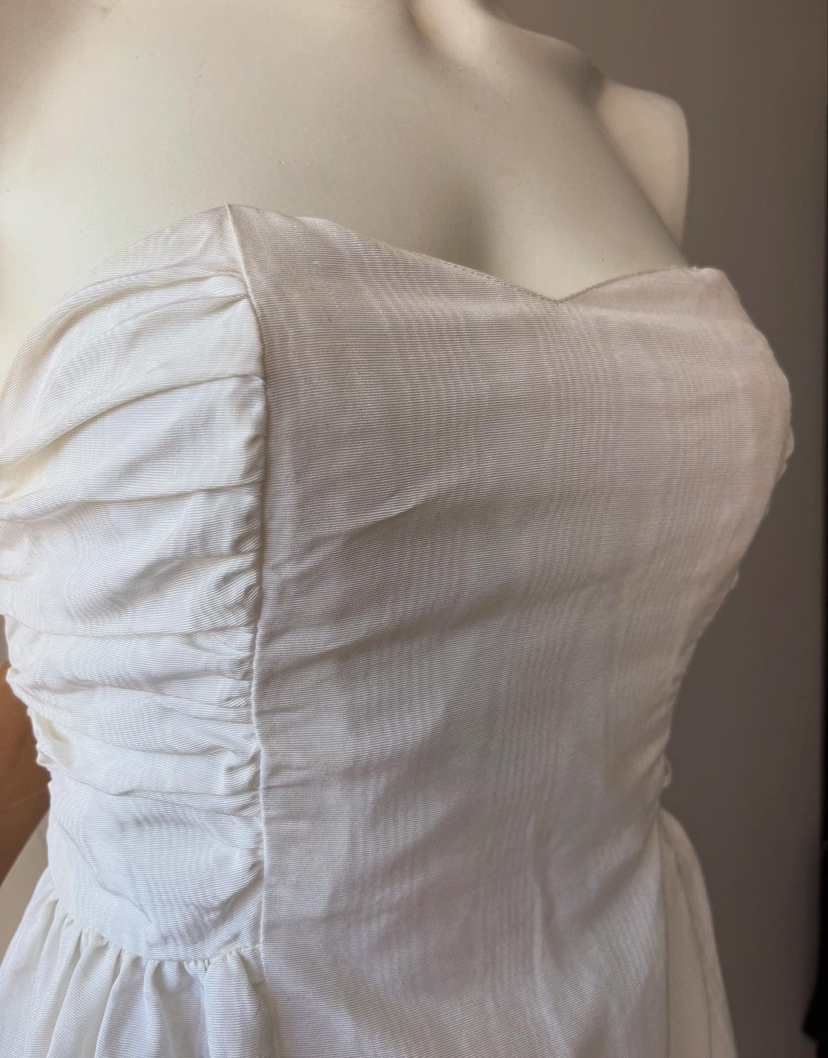 Laura Ashley Vintage Laura Ashley wedding dress Size L / US 10 / IT 46 - 5 Thumbnail