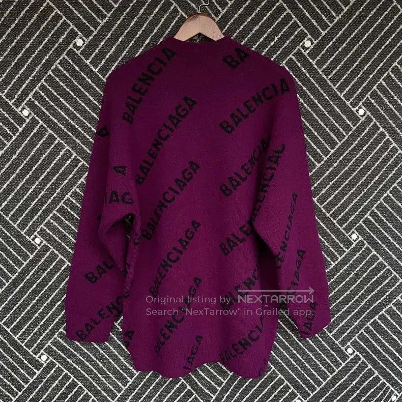 Balenciaga Balenciaga Letter Printed Round Neck Long-Sleeve Woolen Sw Size XS / US 0-2 / IT 36-38 - 1 Thumbnail