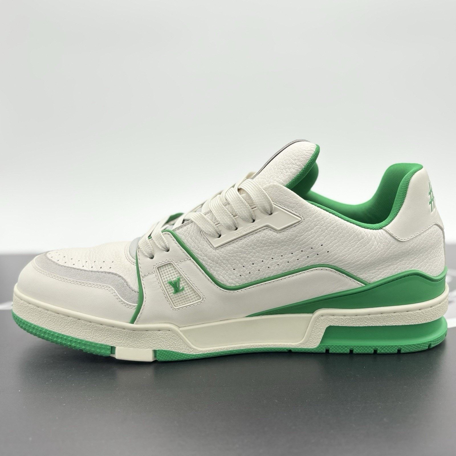 Louis Vuitton Louis Vuitton Trainer ' White Green ' | GREAT CONDITION! Size US 12.5 / EU 45-46 - 4 Thumbnail