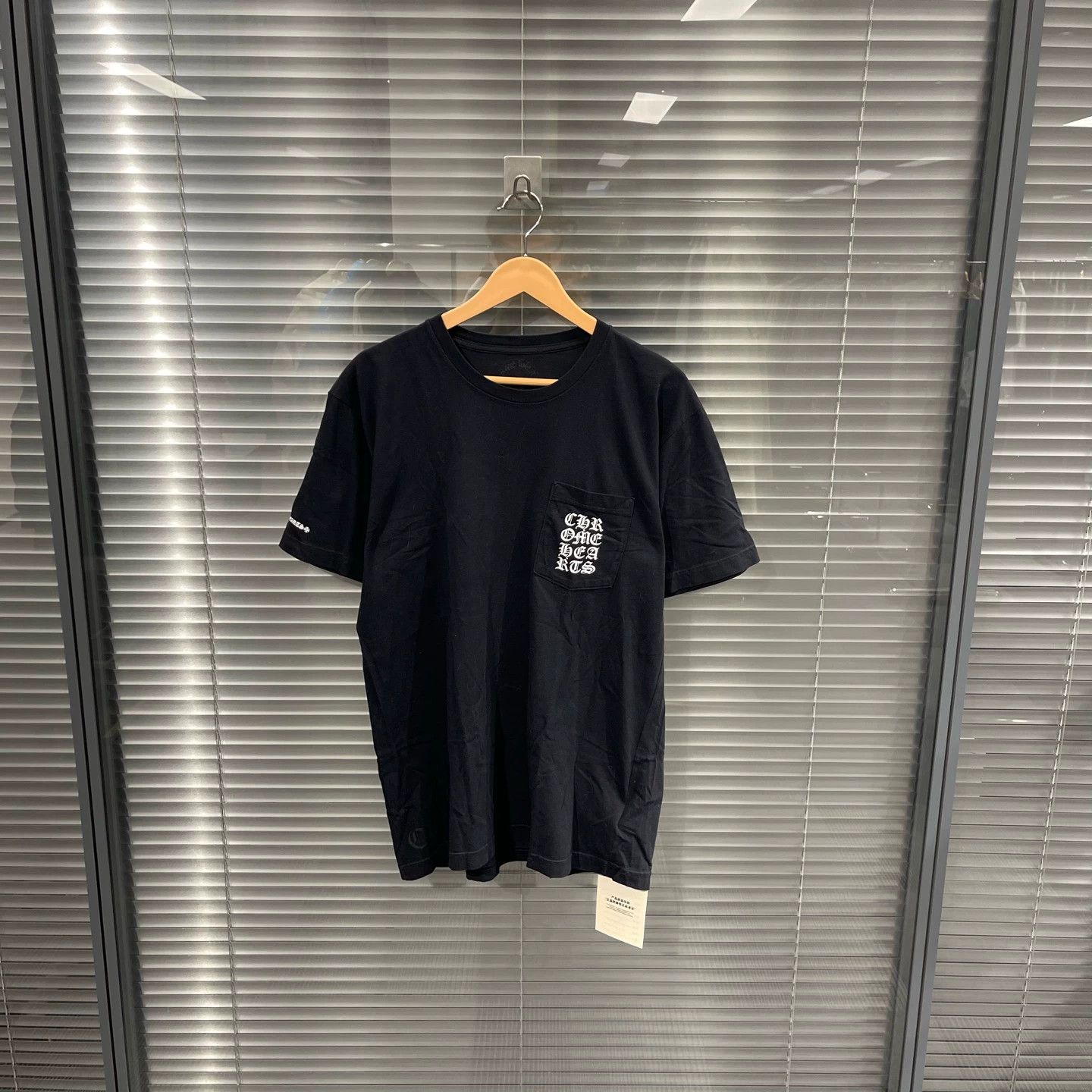 Chrome Hearts Chrome Hearts Black Sanskrit Print L T-shirt Size US L / EU 52-54 / 3 - 1 Thumbnail