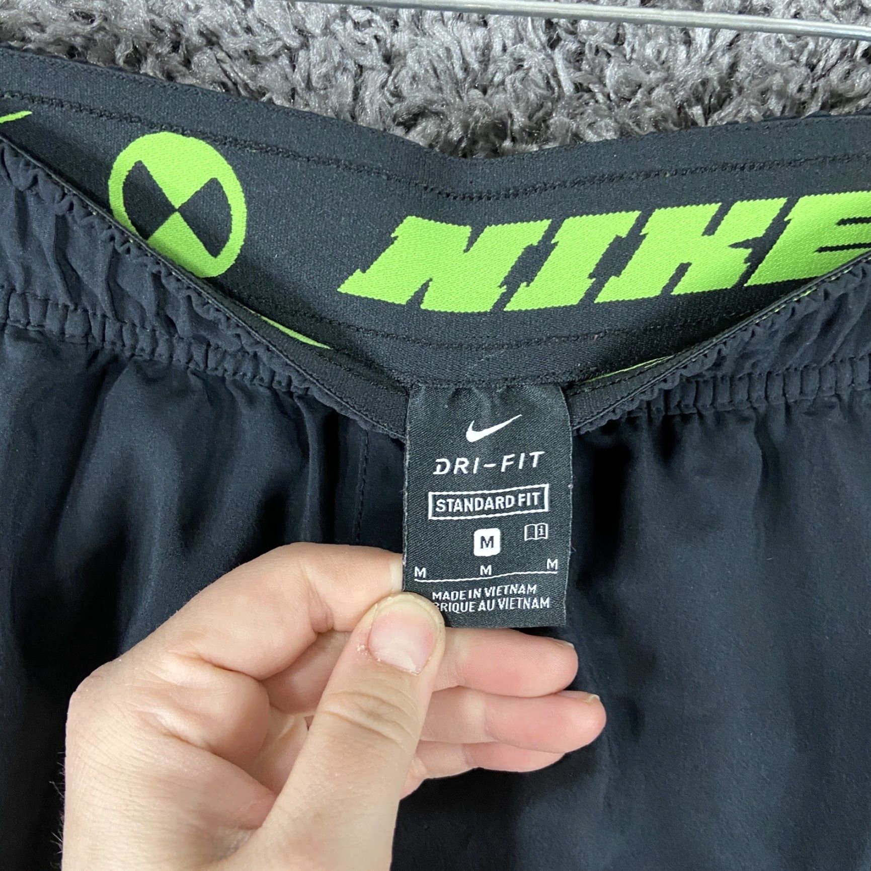 Nike Nike Athletic Shorts Mens Medium Multicolor Dri Fit Size US 31 - 6 Thumbnail
