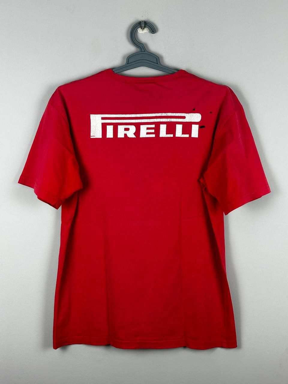 Vintage Vintage Pirelli Ferarri Distressed Red Racing T Shirt Size US XL / EU 56 / 4 - 1 Thumbnail
