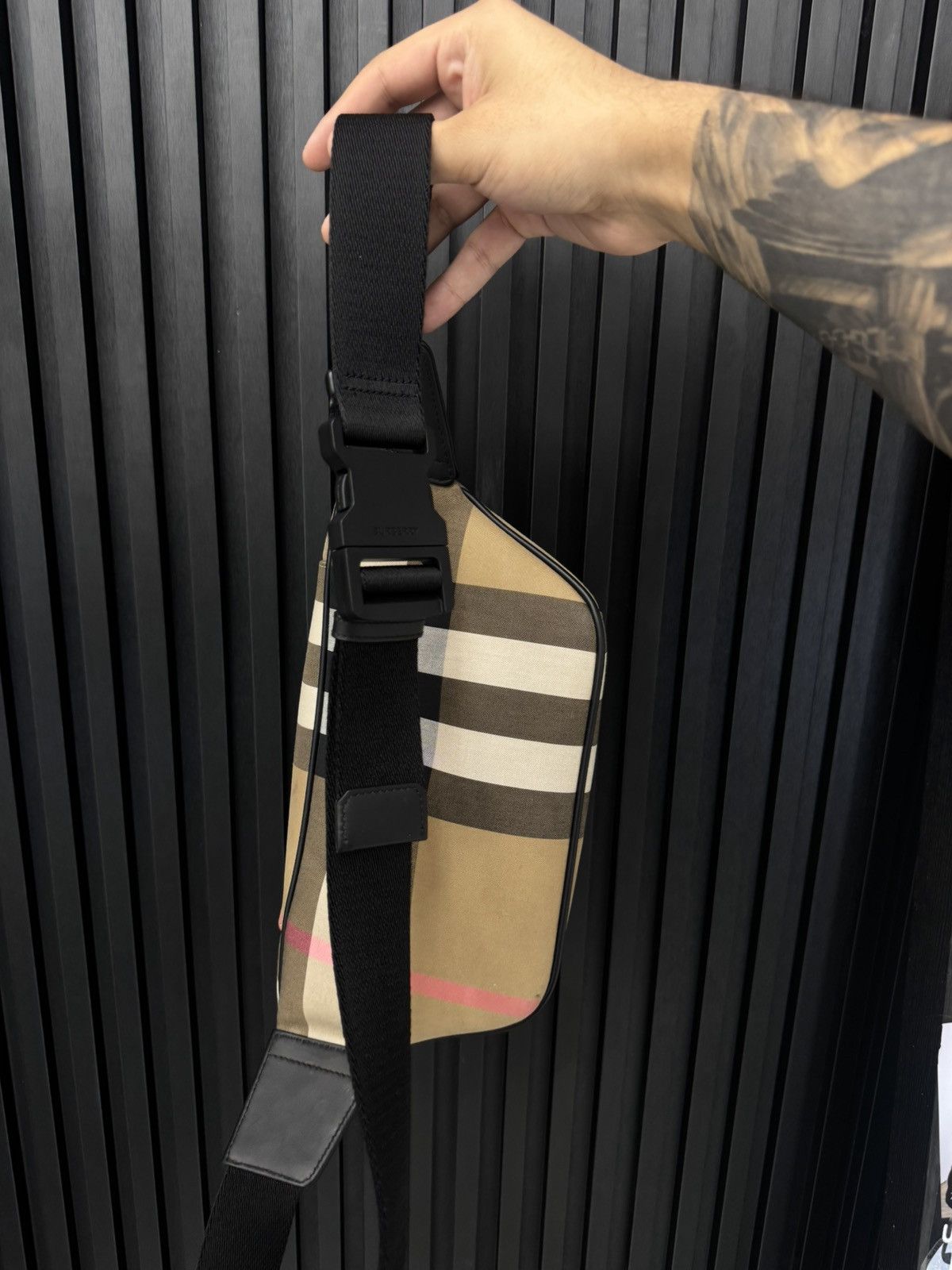 Burberry BURBERRY Sonny Nova Check Unisex Bum Bag /Fanny Bag Size ONE SIZE - 2 Thumbnail