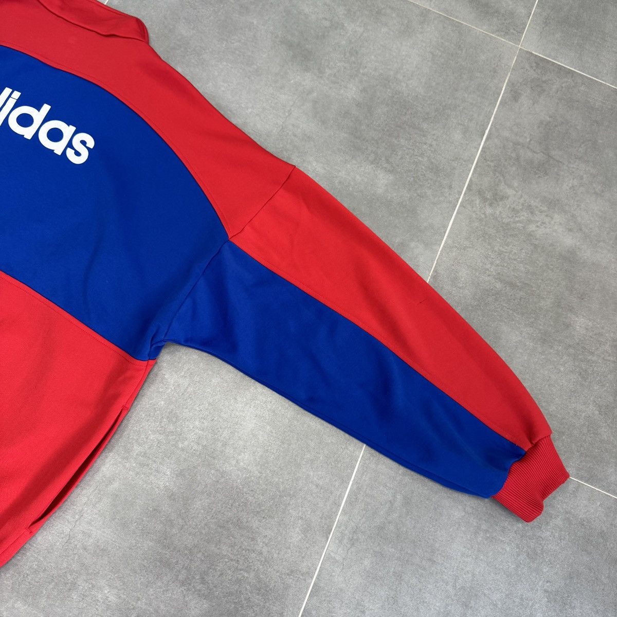 Adidas Vintage Adidas FC Bayern Munich 1993/1995 Soccer Jacket Size US L / EU 52-54 / 3 - 22 Thumbnail