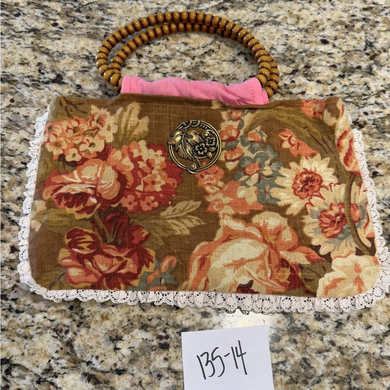 Other AcrossTheBoulevard floral lace wood handle mini bag Size ONE SIZE - 10 Thumbnail