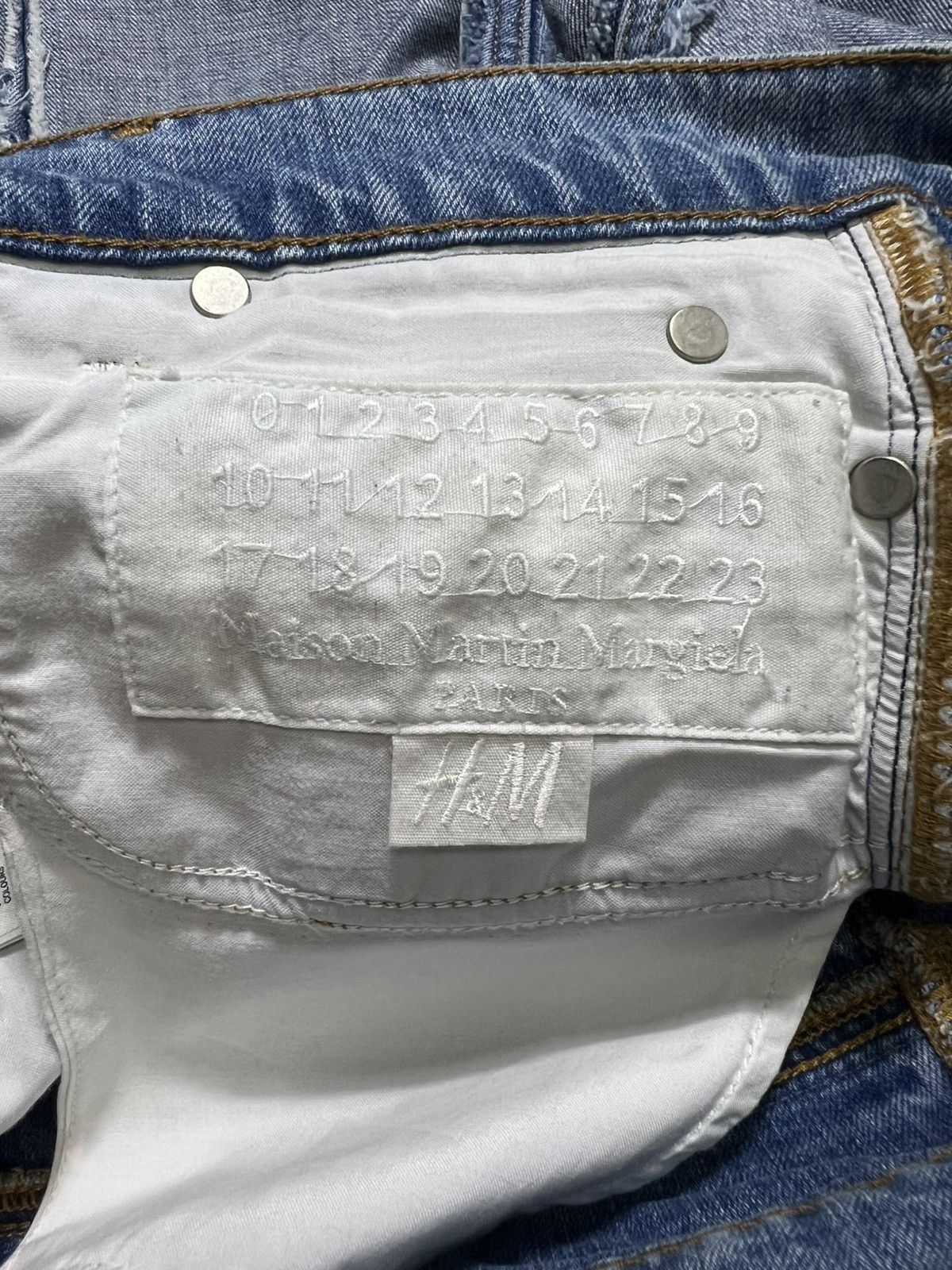 H&M × Maison Margiela H&M - Maison Margiela - Reverse Denim Jeans Size US 31 - 10 Thumbnail