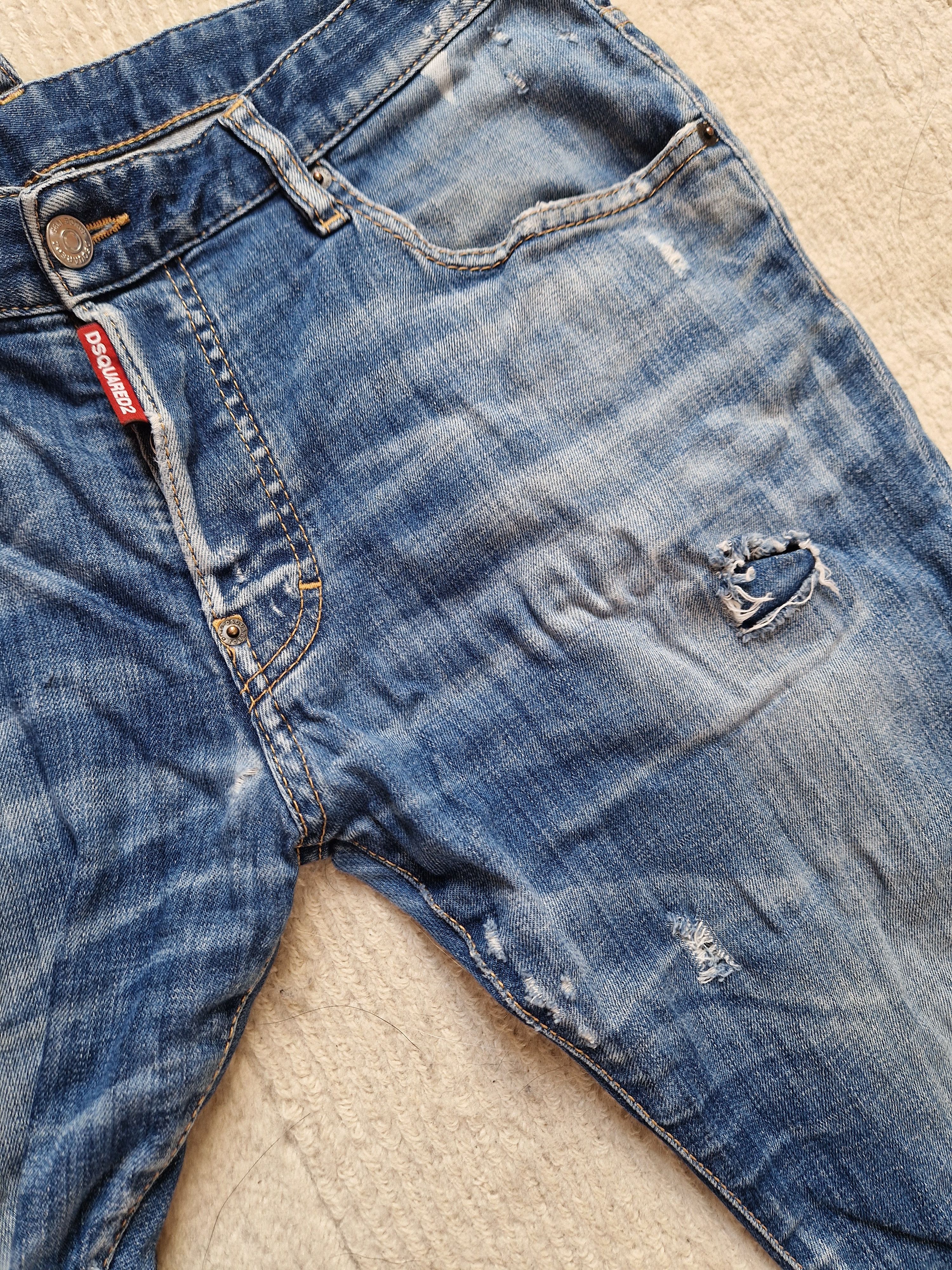 Dsquared2 Authentic DSQUARED2 ripped patch jeans denim distressed Size US 34 / EU 50 - 4 Thumbnail