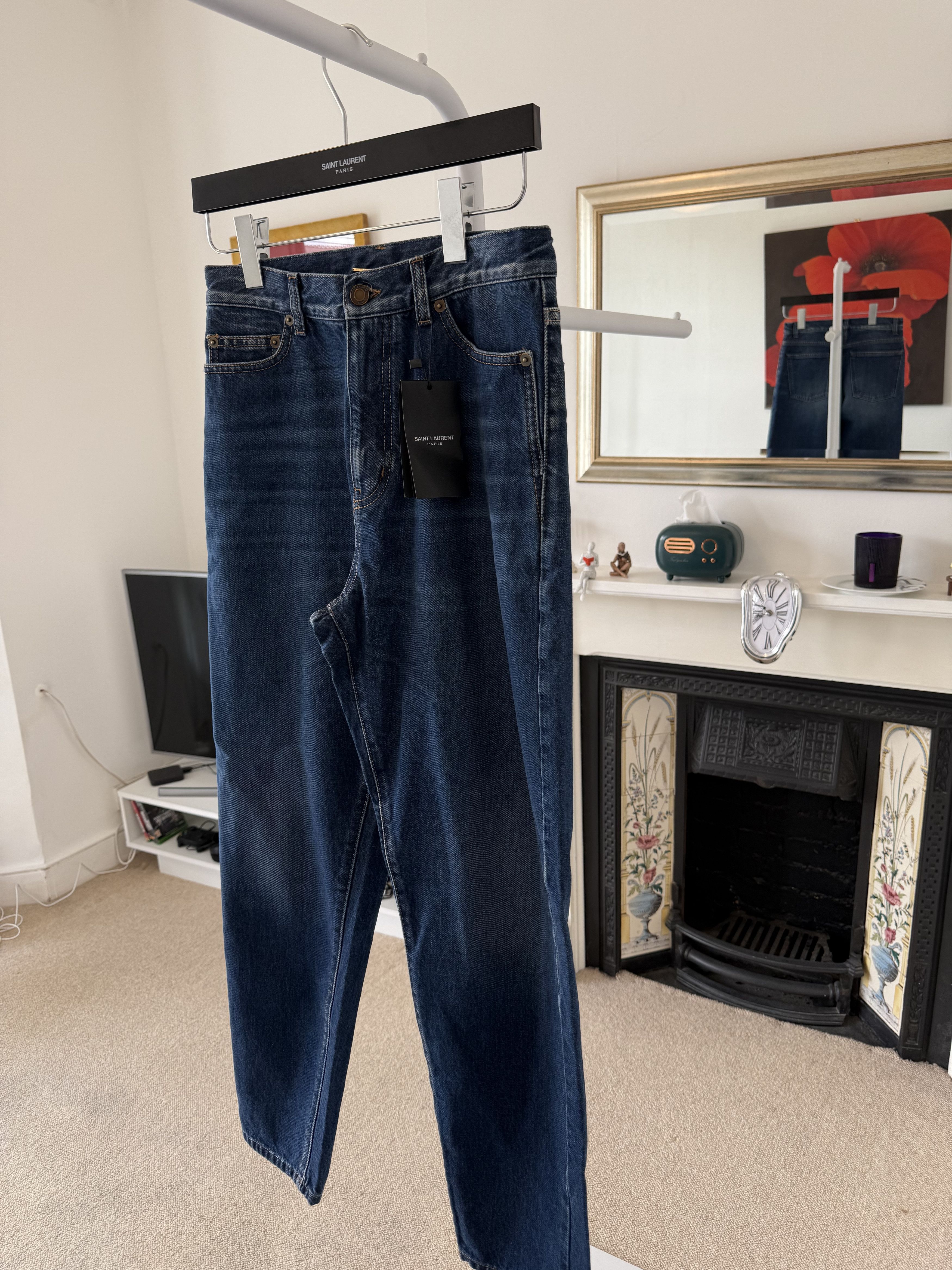Saint Laurent Paris FW18 Saint Laurent Straight Fit D18 Jeans Size 26" / US 2 / IT 38 - 2 Thumbnail