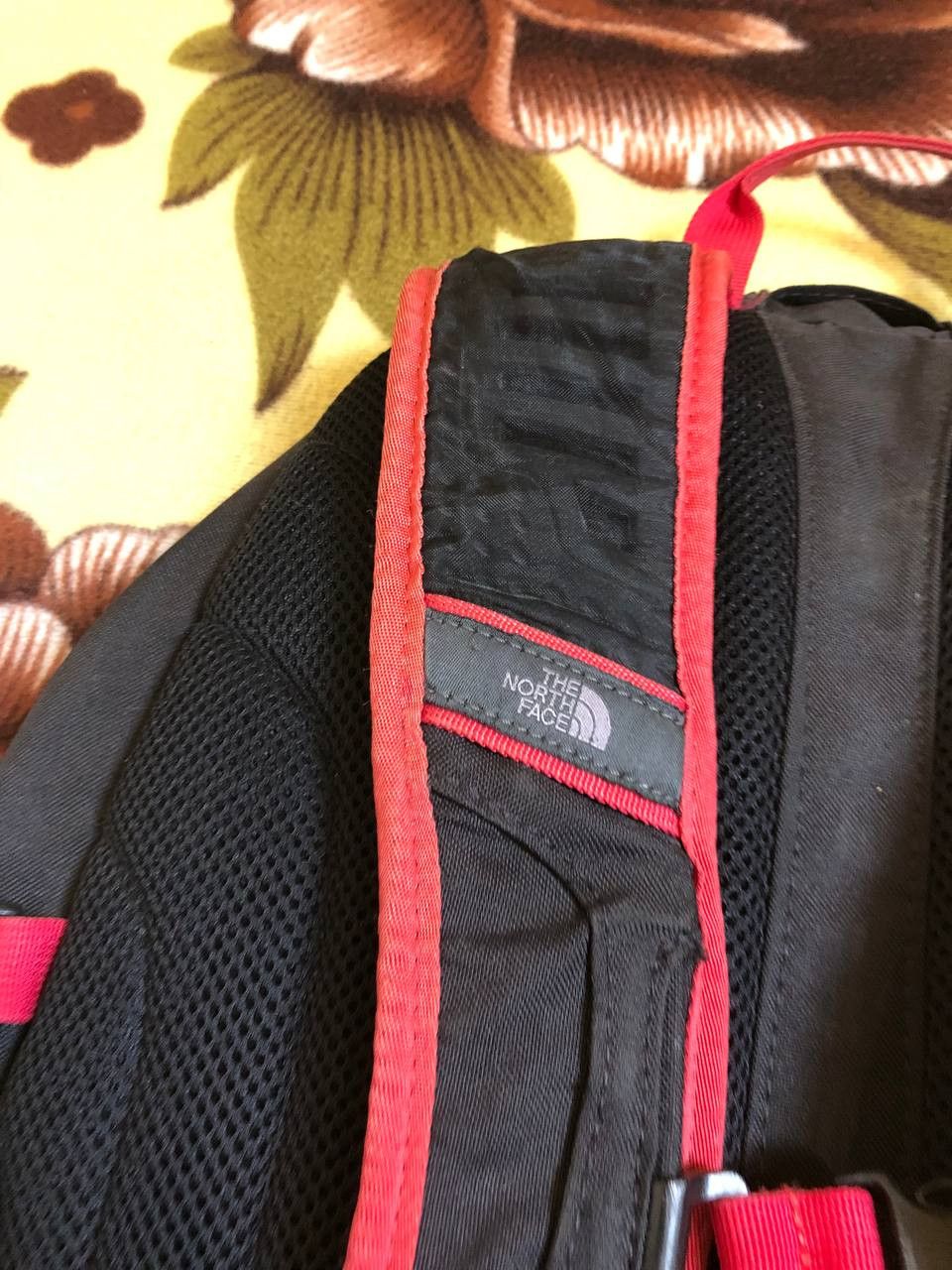 The North Face Rare The North Face Daypack Backpack Hiking Size ONE SIZE - 18 Thumbnail