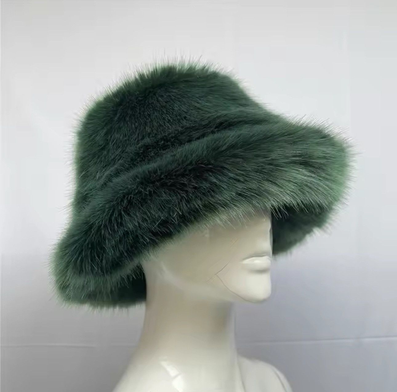 Japanese Brand Streetwear Faux Fur Bucket Hat Size ONE SIZE - 2 Thumbnail