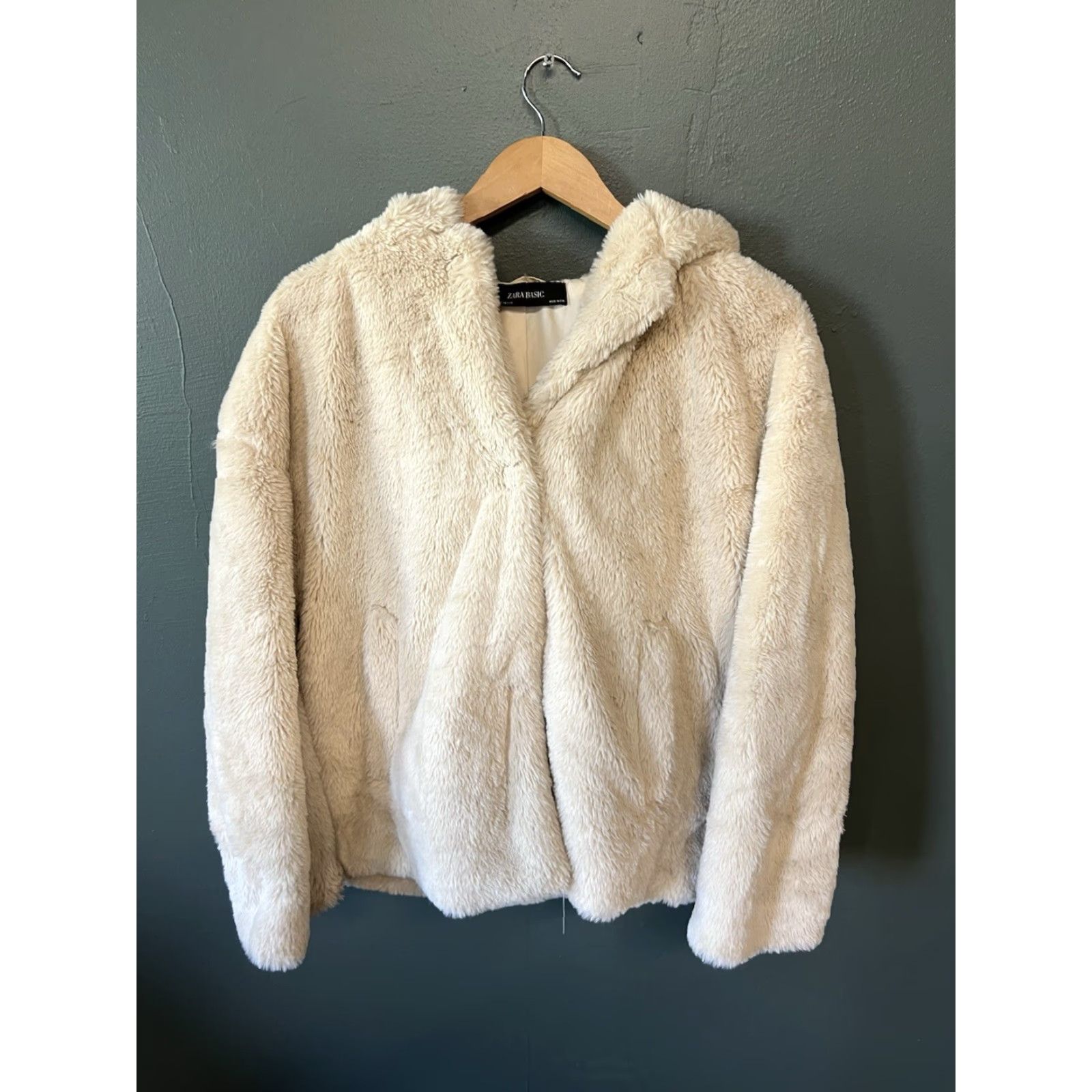 Zara Zara Basic Womens Beige Hooded Sherpa Button Up Sweater XS Size XS / US 0-2 / IT 36-38 - 2 Thumbnail