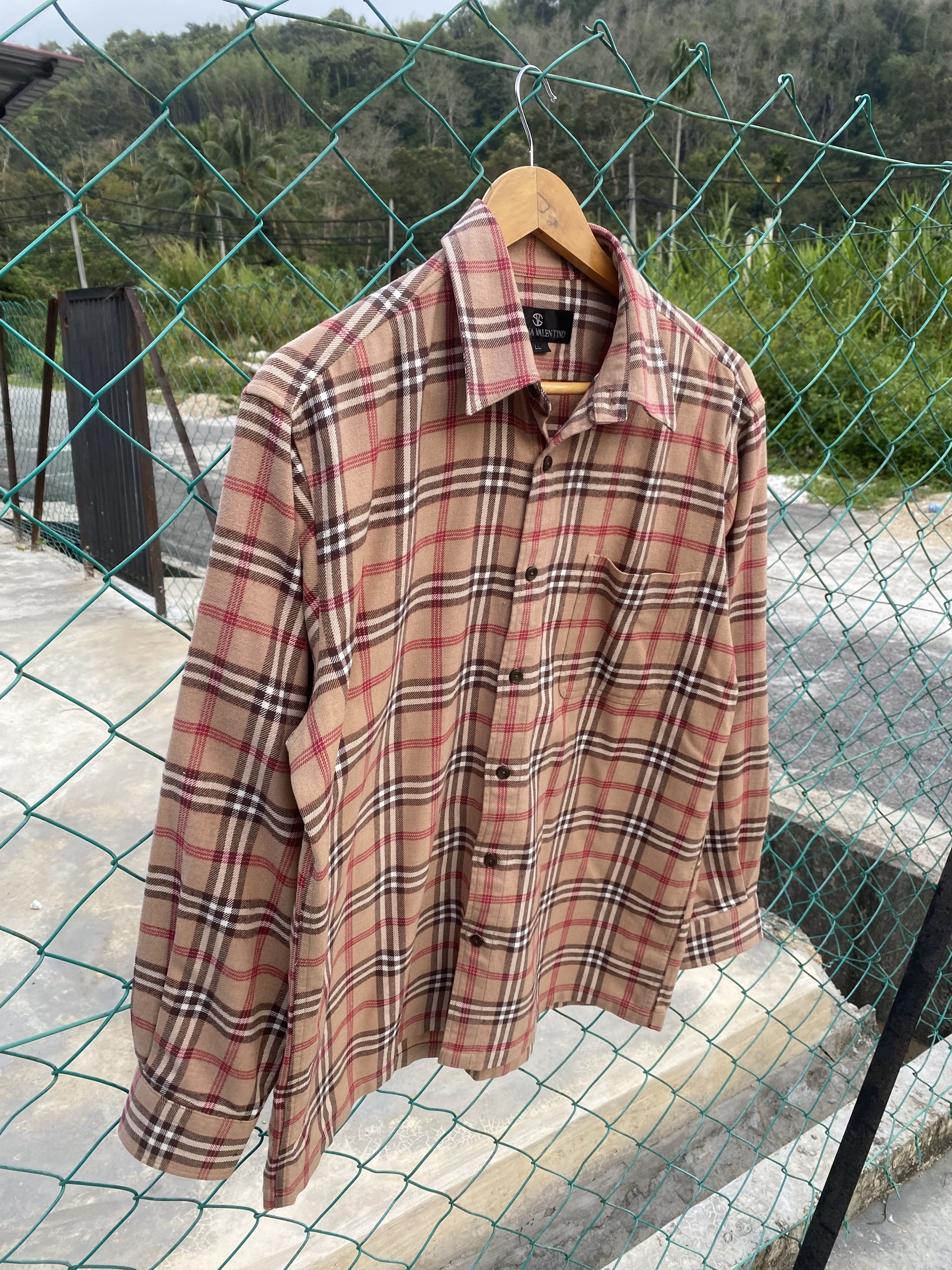 Valentino Sablina Valentino button up flannel shirts Size US L / EU 52-54 / 3 - 4 Thumbnail