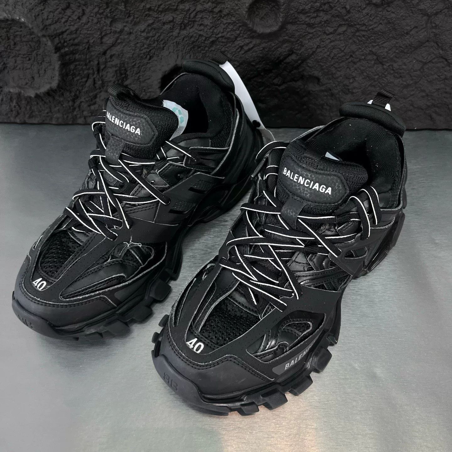 Balenciaga balenciaga track low-top dad sneakers for men Size US 7 / EU 40 - 1 Thumbnail