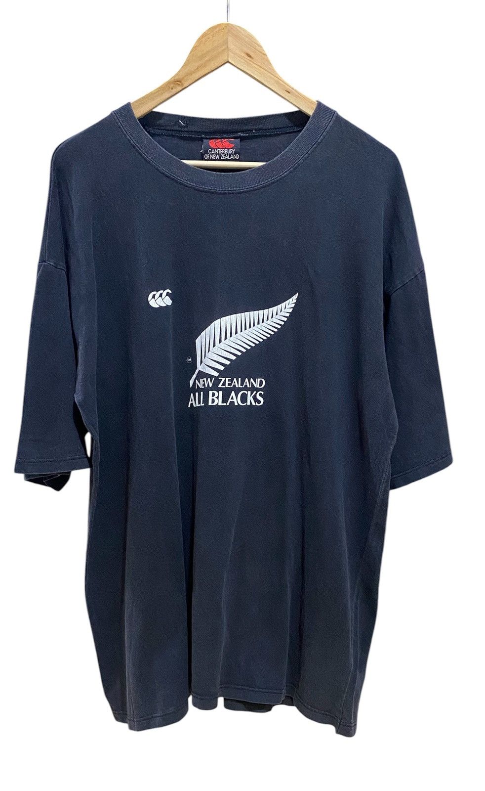 Canterbury of New Zealand Vintage Canterbury New Zealand All Blacks Rugby T-shirt Size US L / EU 52-54 / 3 - 1 Thumbnail