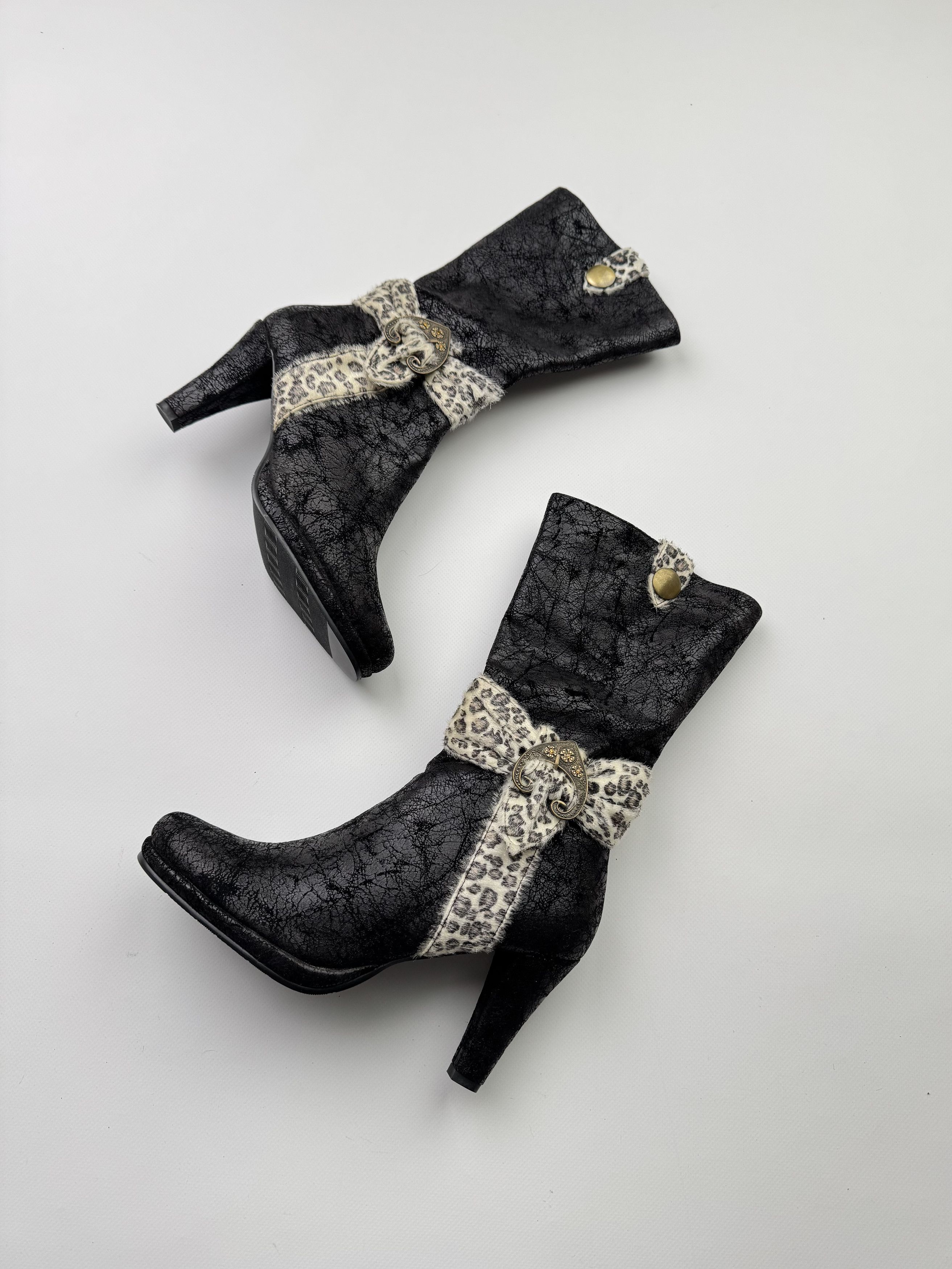 Vintage Boots With Heel Shoes B301 in Black, Women's (Size 10)