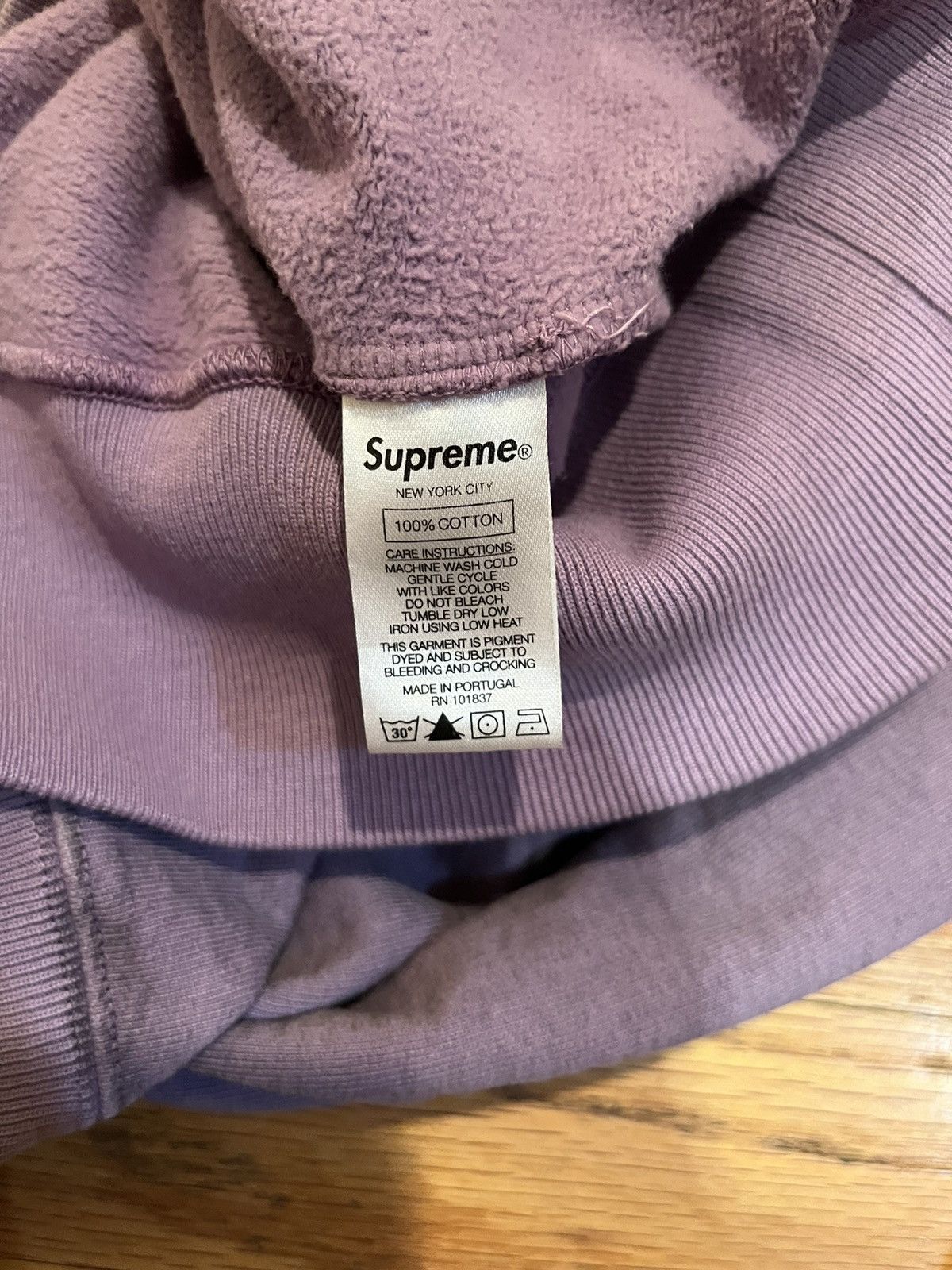 Supreme SPRAY HOODED SWEATSHIRT - VIOLET Size US M / EU 48-50 / 2 - 5 Thumbnail