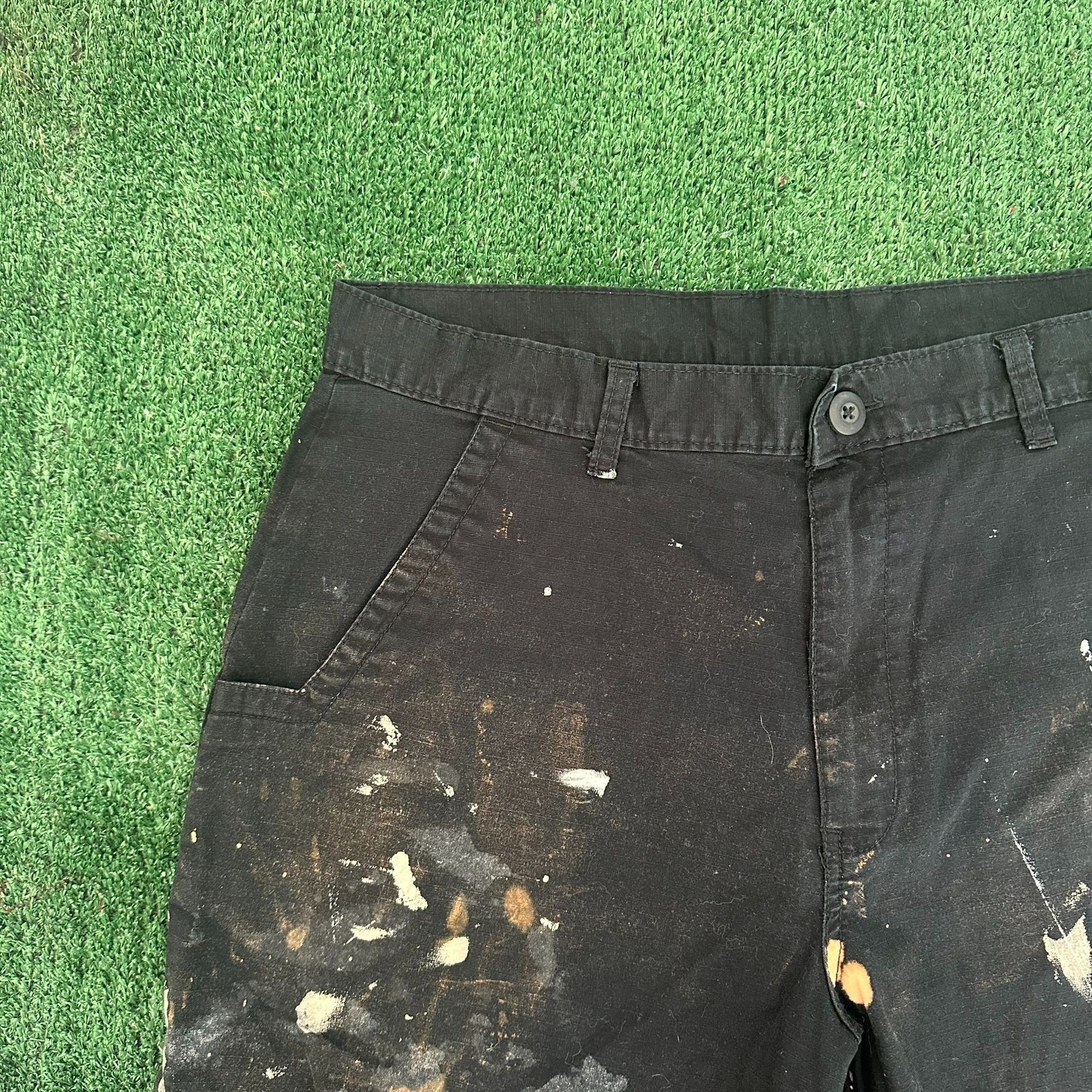 Dickies Vintage Dickies Distressed Paint Splatter Painter Work Short Size US 34 / EU 50 - 2 Thumbnail