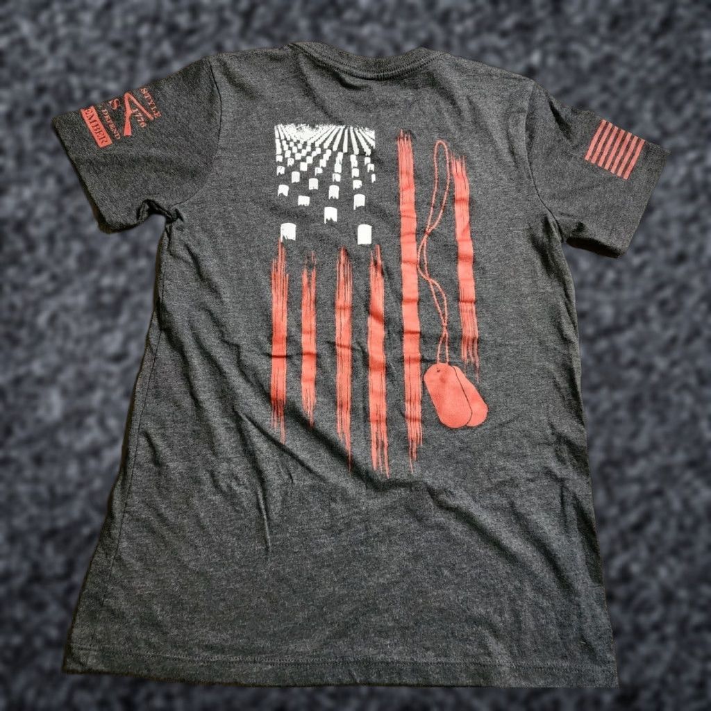 Doublet Womens Grunt Style T-Shirt Shirt M Gray Double-Sided Remember And Honor Flag Military Short Sleeve Crew Neck U.S. Patriotic Mens? Size M / US 6-8 / IT 42-44 - 1 Thumbnail
