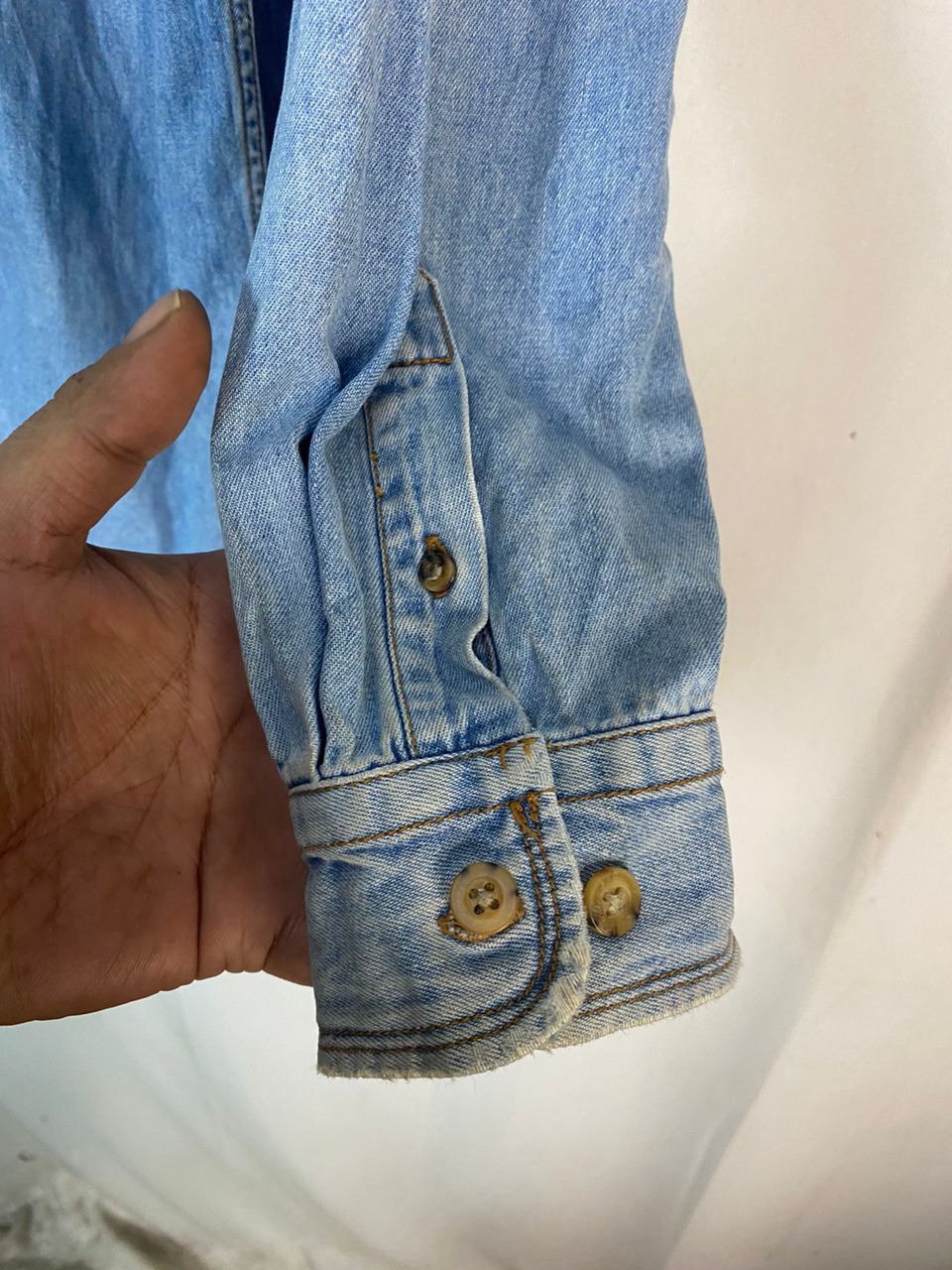 Bugle Boy Vintage bugle boy distressed denim button up shirt Size US L / EU 52-54 / 3 - 8 Thumbnail