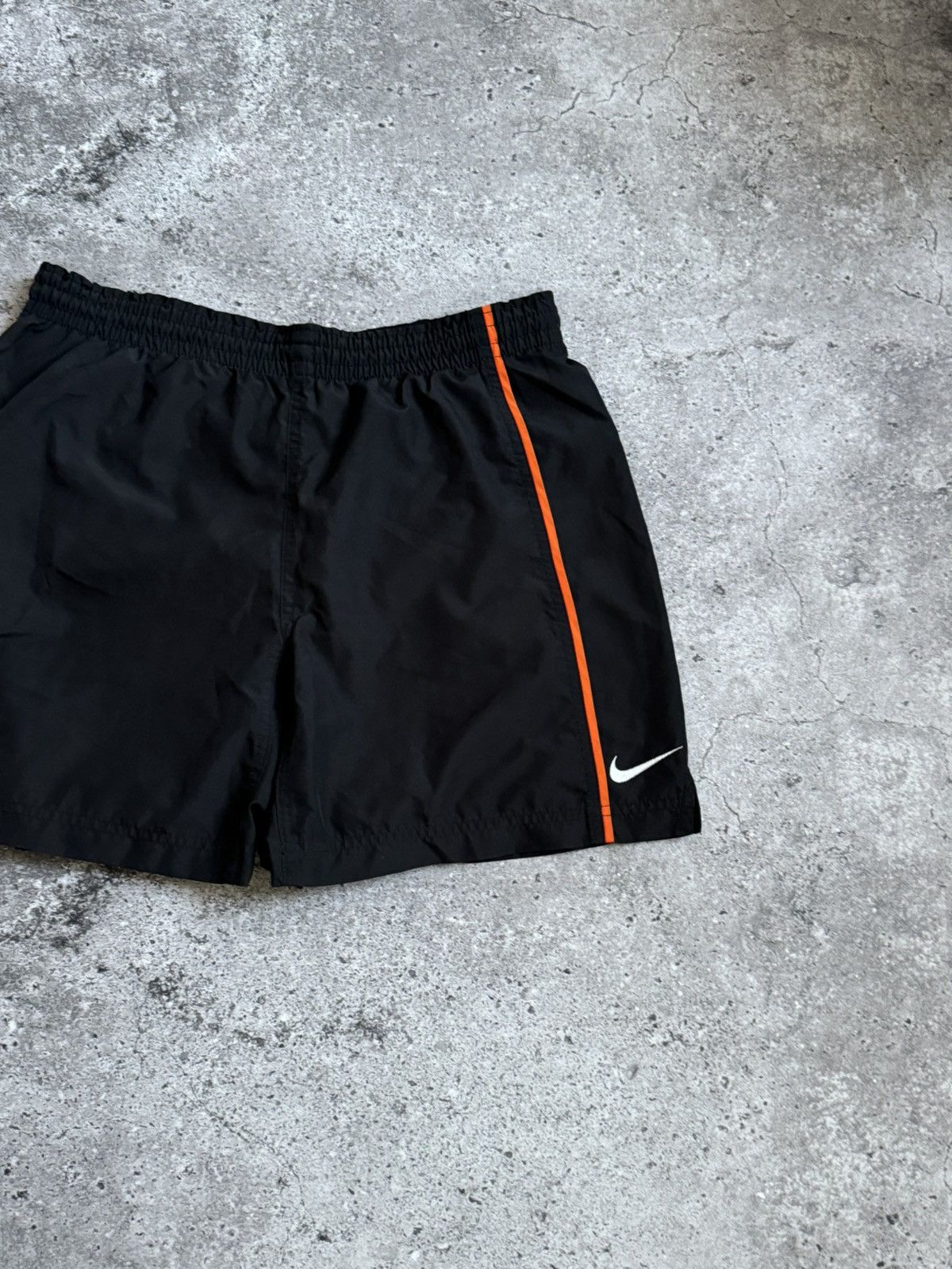 Nike × Vintage Vintage Valencia F.C. Nike nylon shorts Size US 30 / EU 46 - 3 Thumbnail