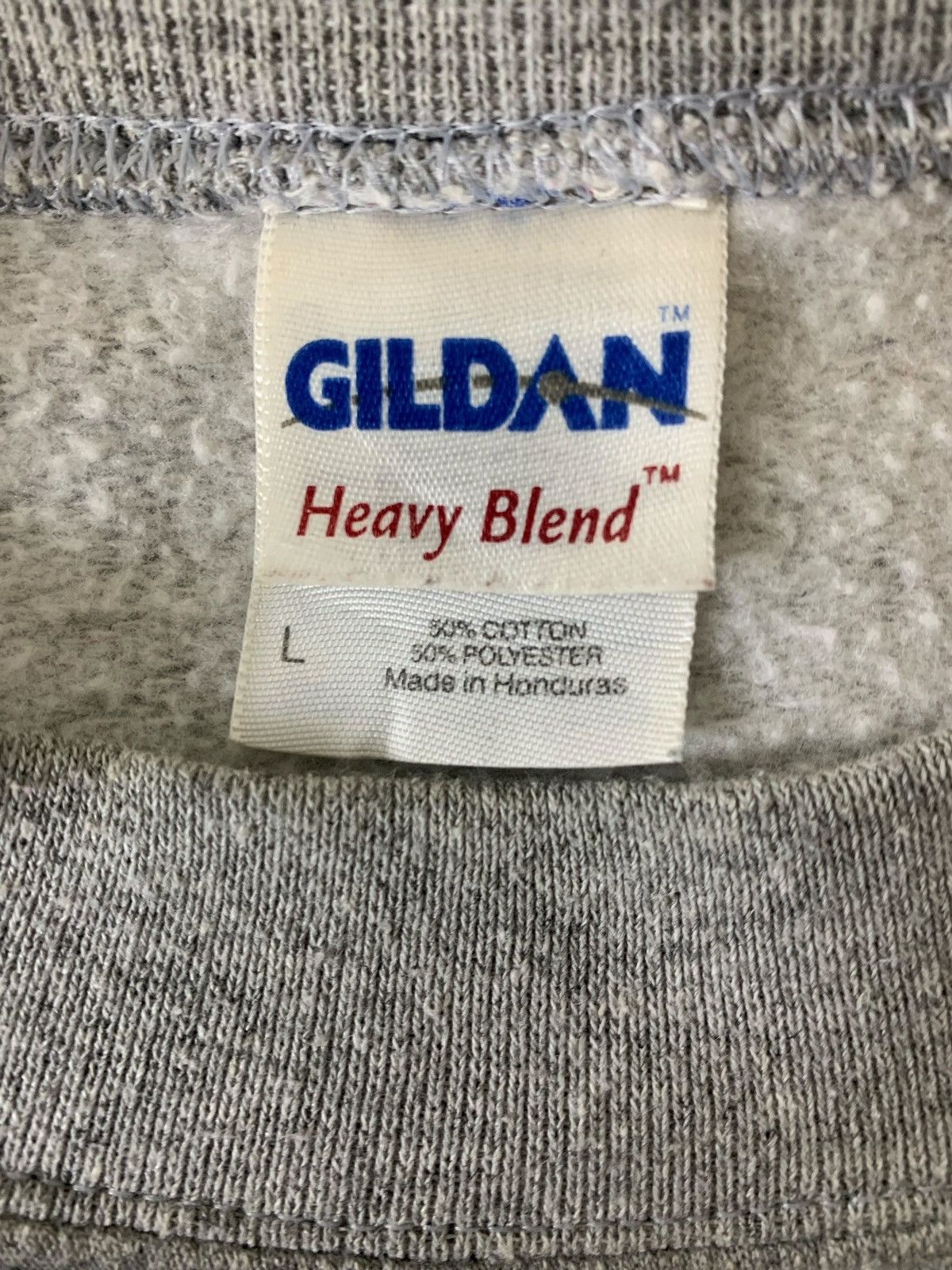 Gildan × Vintage Vintage Gildan Heavey Blend Crewneck Sweatshirt Sweater Size US M / EU 48-50 / 2 - 8 Thumbnail