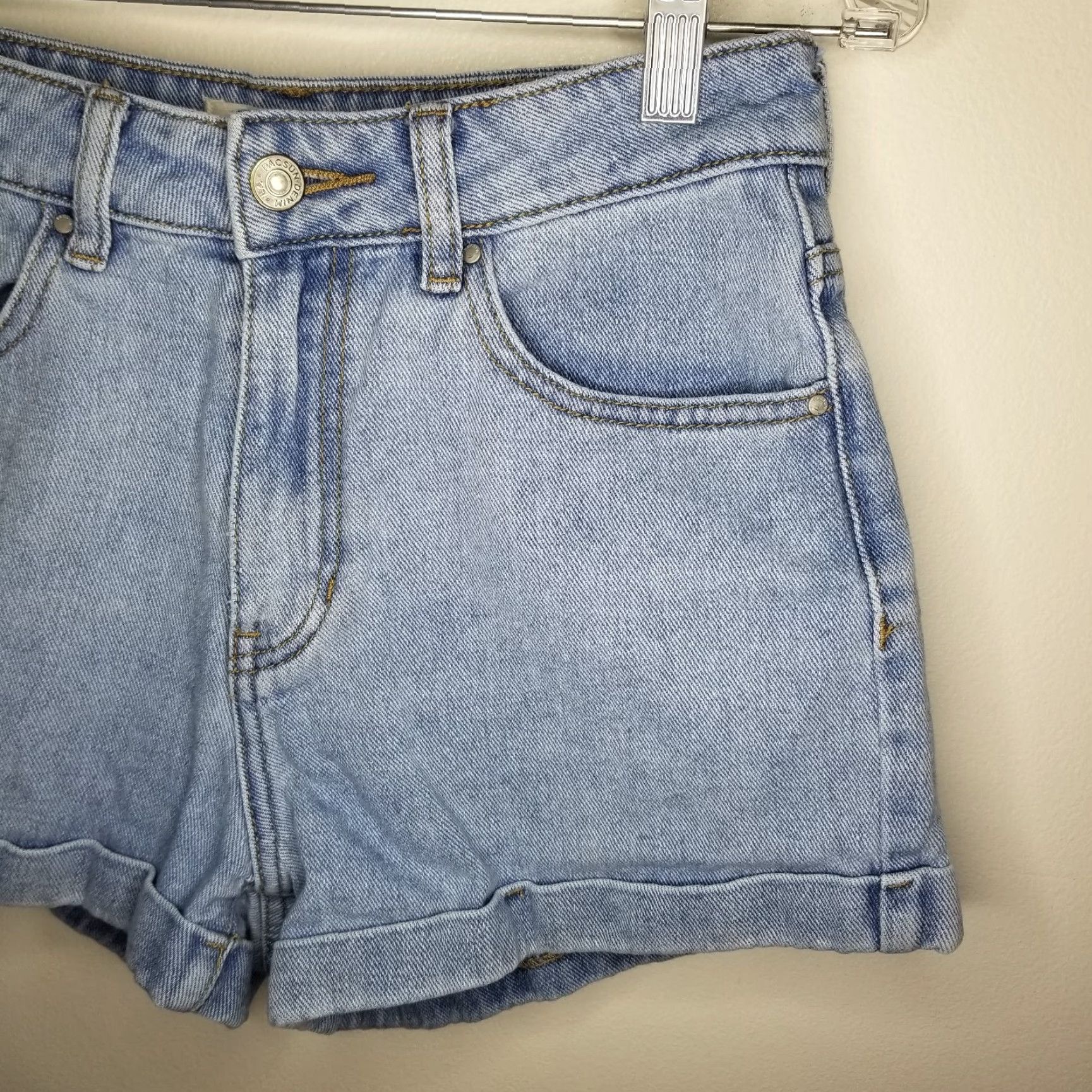 Pacsun Pacsun Mom Blue Jean Shorts Cuffed Size 26 Womens Regular 26 Waist Blue Size 26" / US 2 / IT 38 - 2 Thumbnail