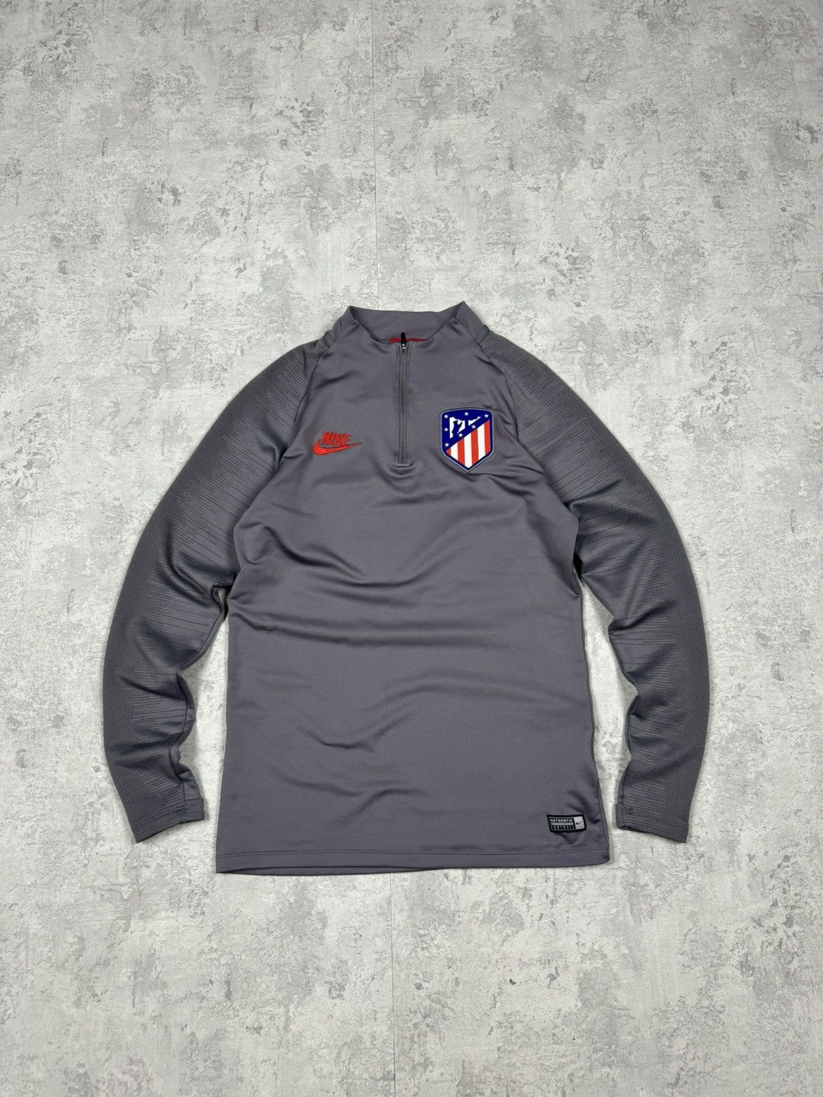 Nike Nike Atletico Madrid Long Sleeve Training Soccer Jersey Size US S / EU 44-46 / 1 - 1 Thumbnail
